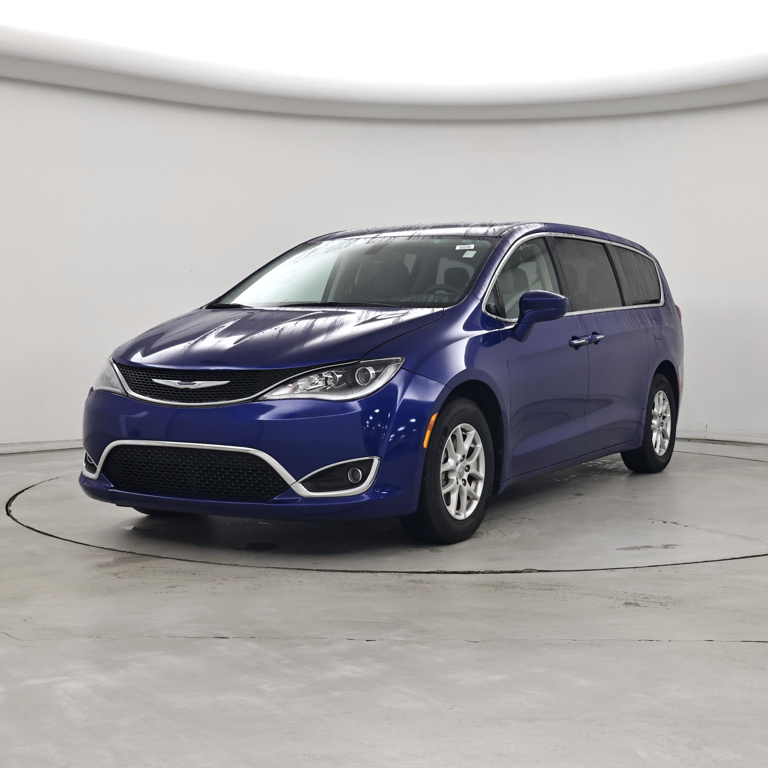 Thumbnail: 2020 Chrysler Pacifica - 4