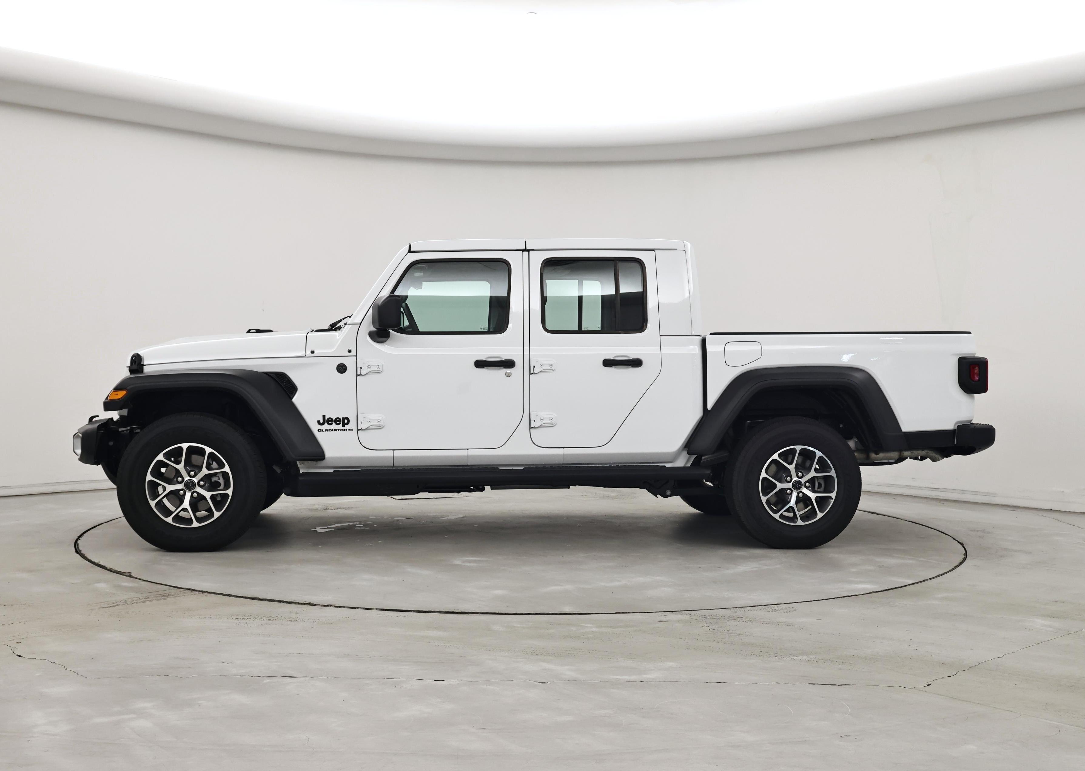 Thumbnail: 2026 Jeep Gladiator - 3