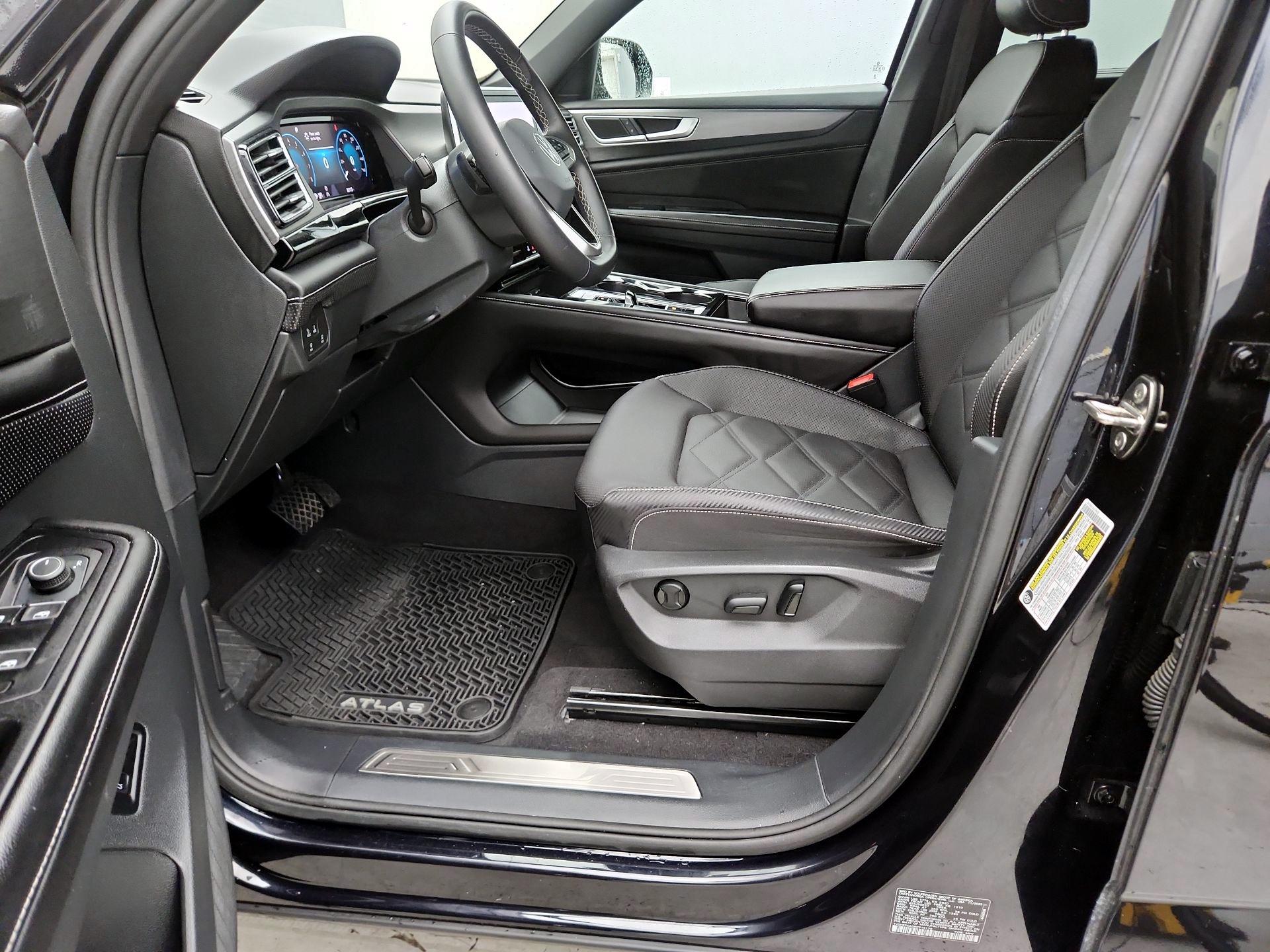 Thumbnail: 2024 Volkswagen Atlas - 11