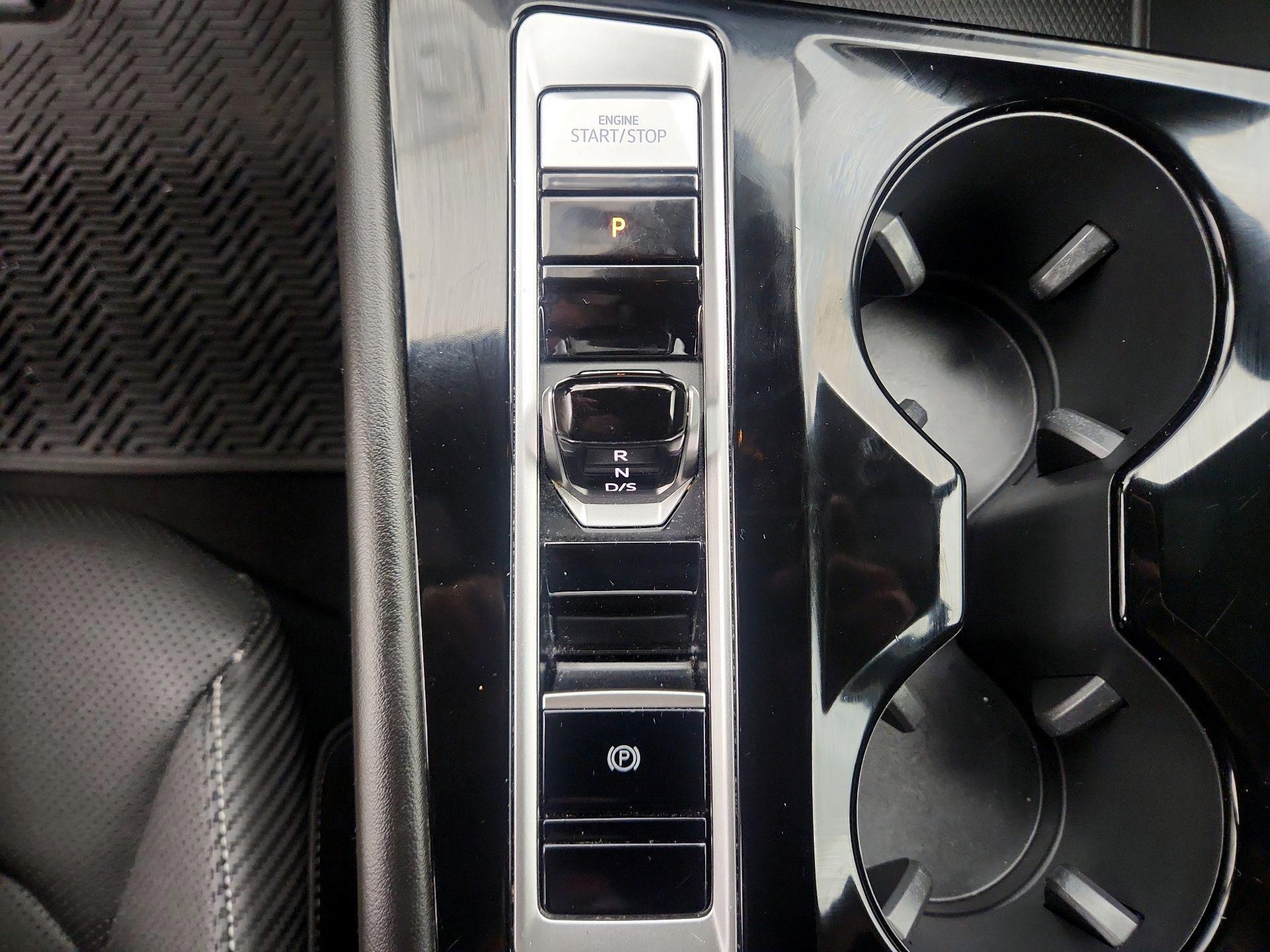 Thumbnail: 2024 Volkswagen Atlas - 17