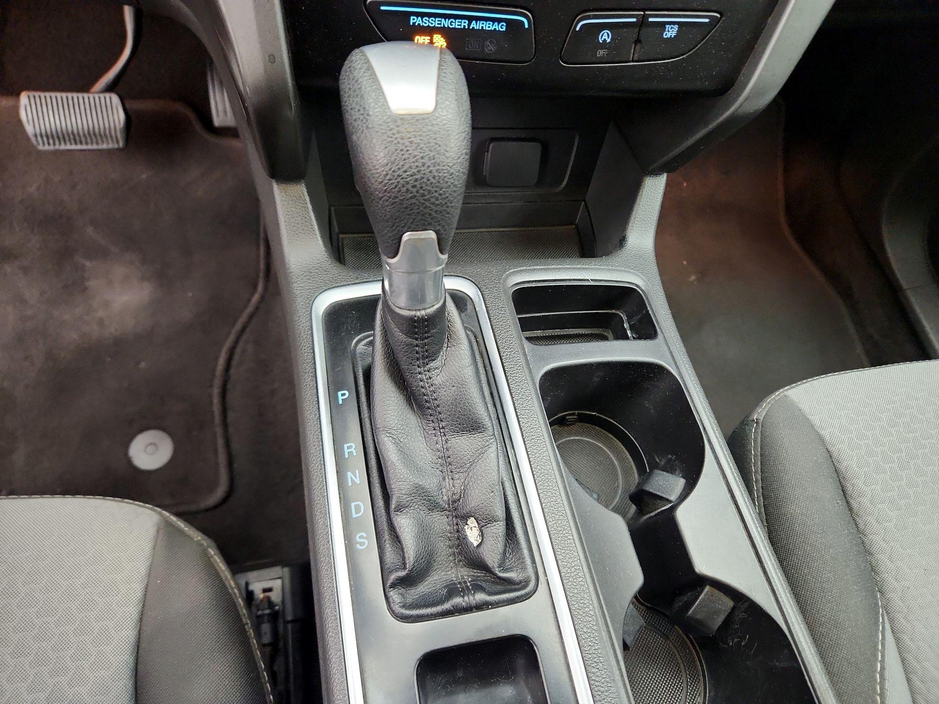 Thumbnail: 2017 Ford Escape - 17
