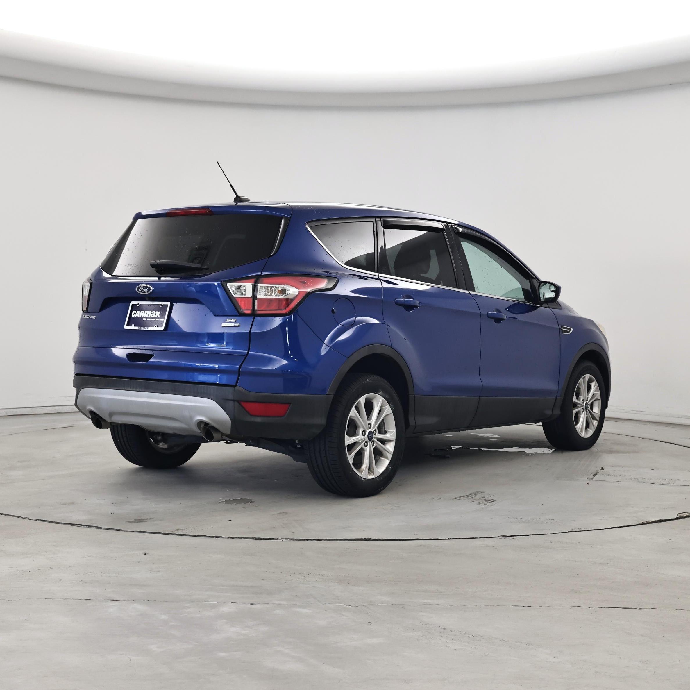Thumbnail: 2017 Ford Escape - 8