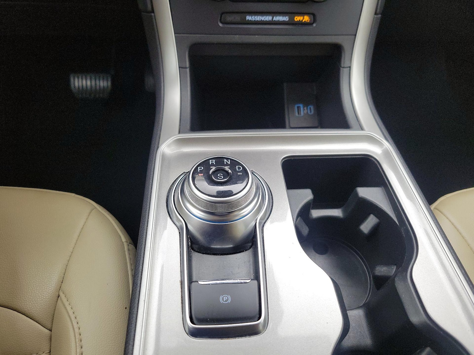 2023 Ford Edge SEL - Photo 18