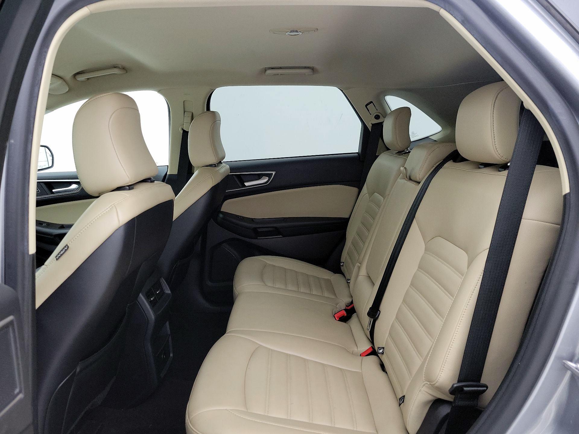 Thumbnail: 2023 Ford Edge - 19