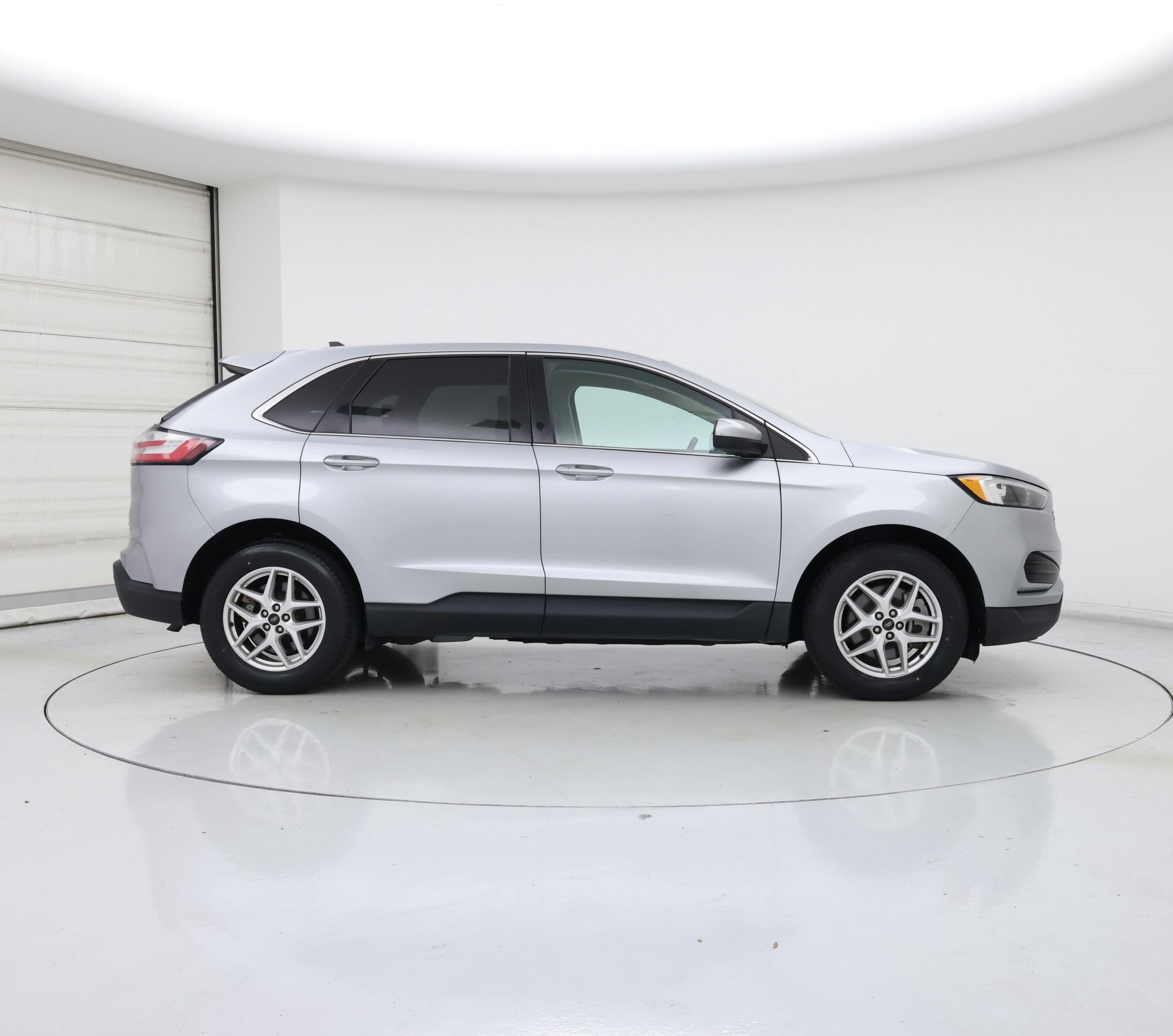 Thumbnail: 2023 Ford Edge - 7
