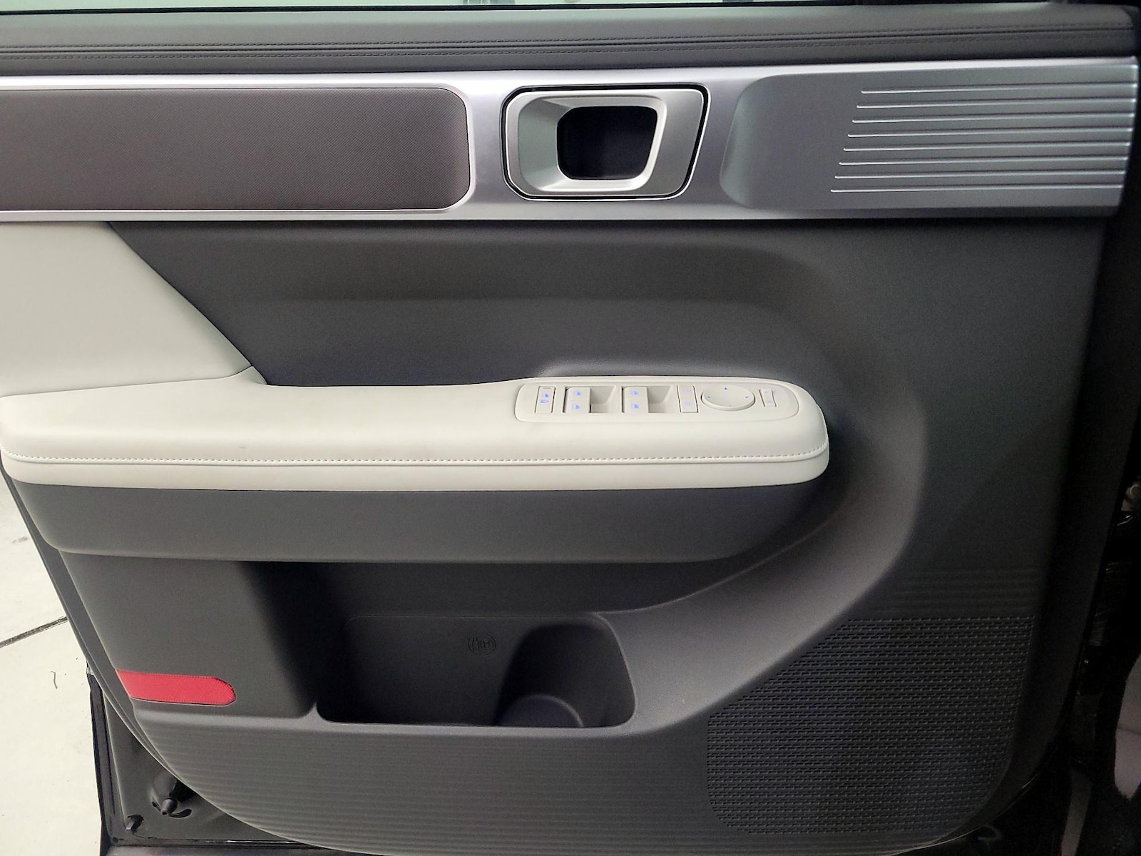 2025 Hyundai Santa Fe SEL - Photo 13