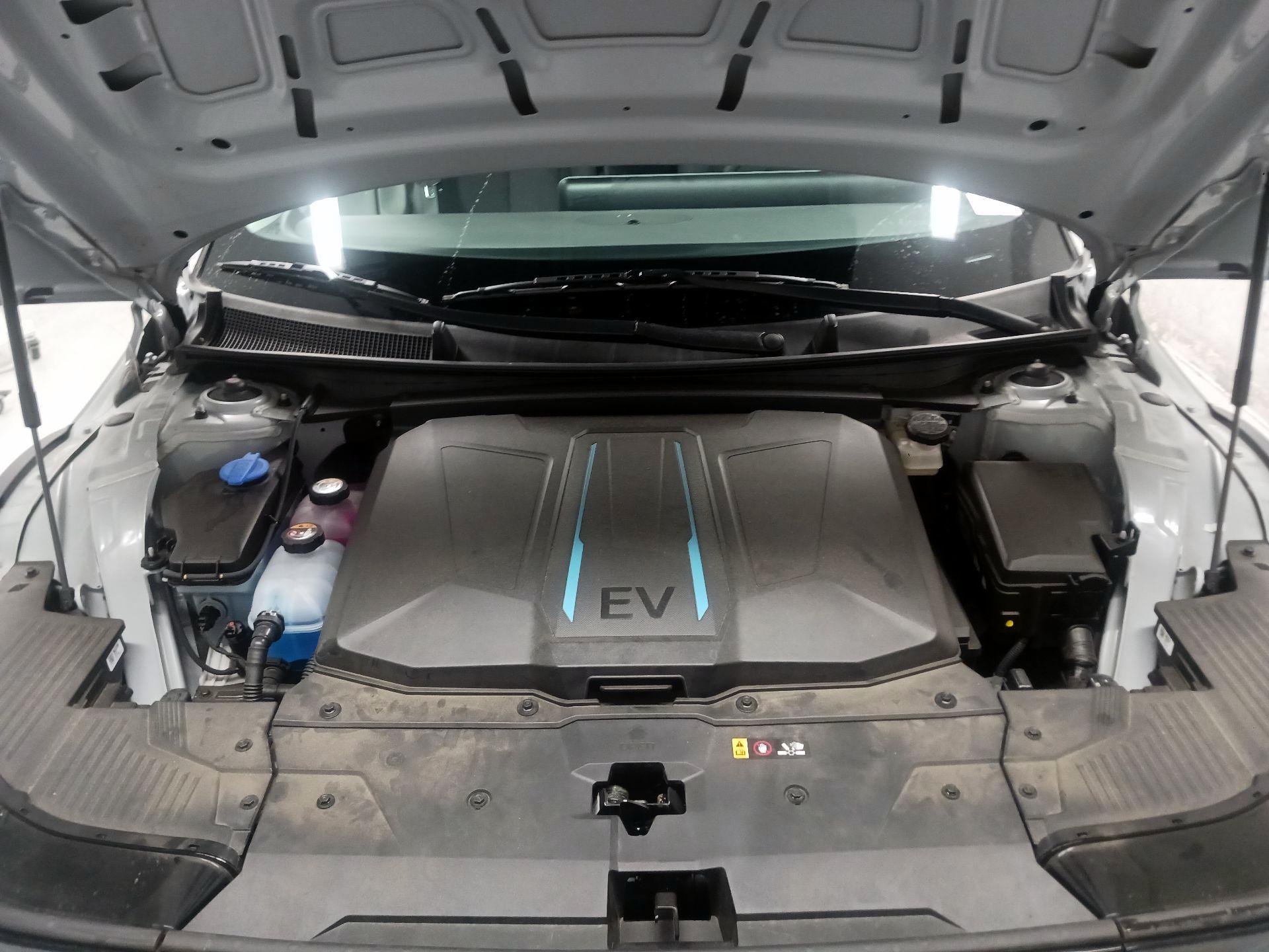 Thumbnail: 2024 Hyundai Ioniq 5 - 17