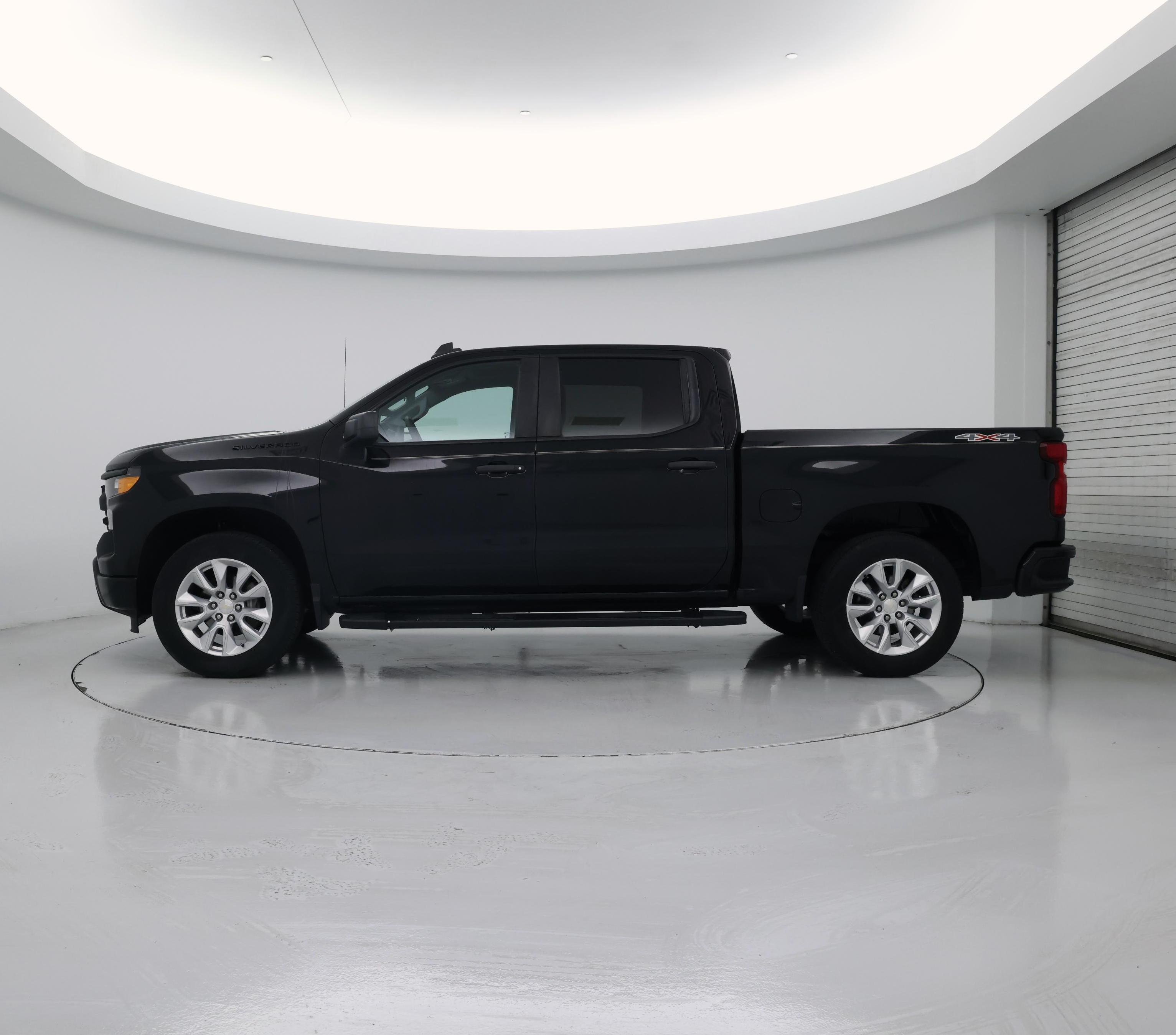Thumbnail: 2022 Chevrolet Silverado 1500 - 3