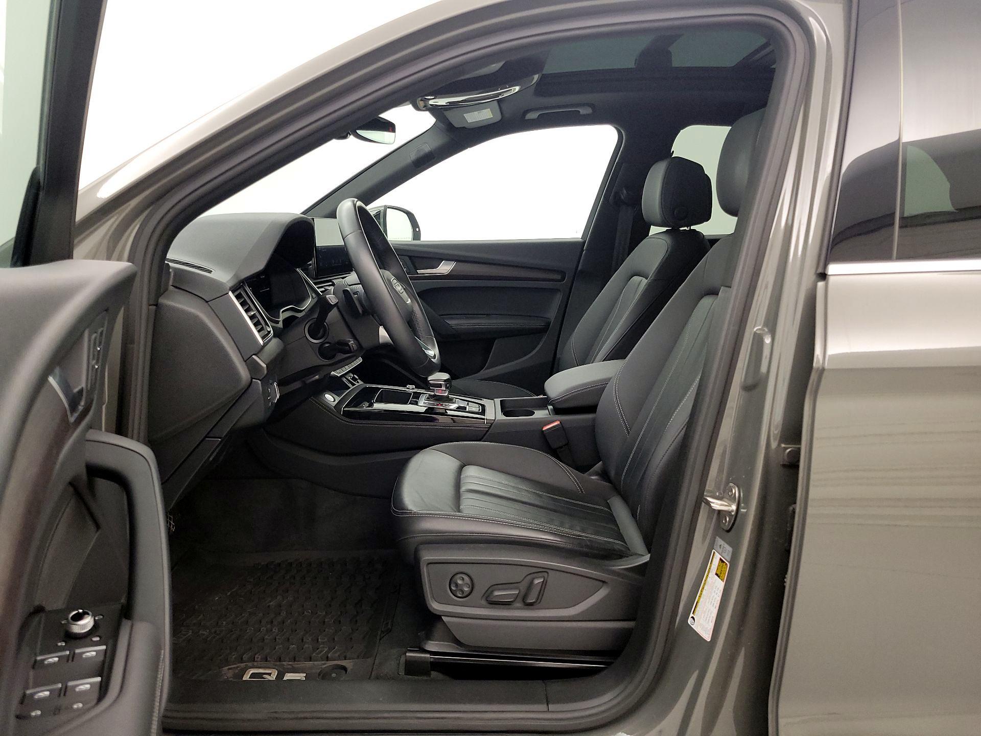 Thumbnail: 2023 Audi Q5 - 11