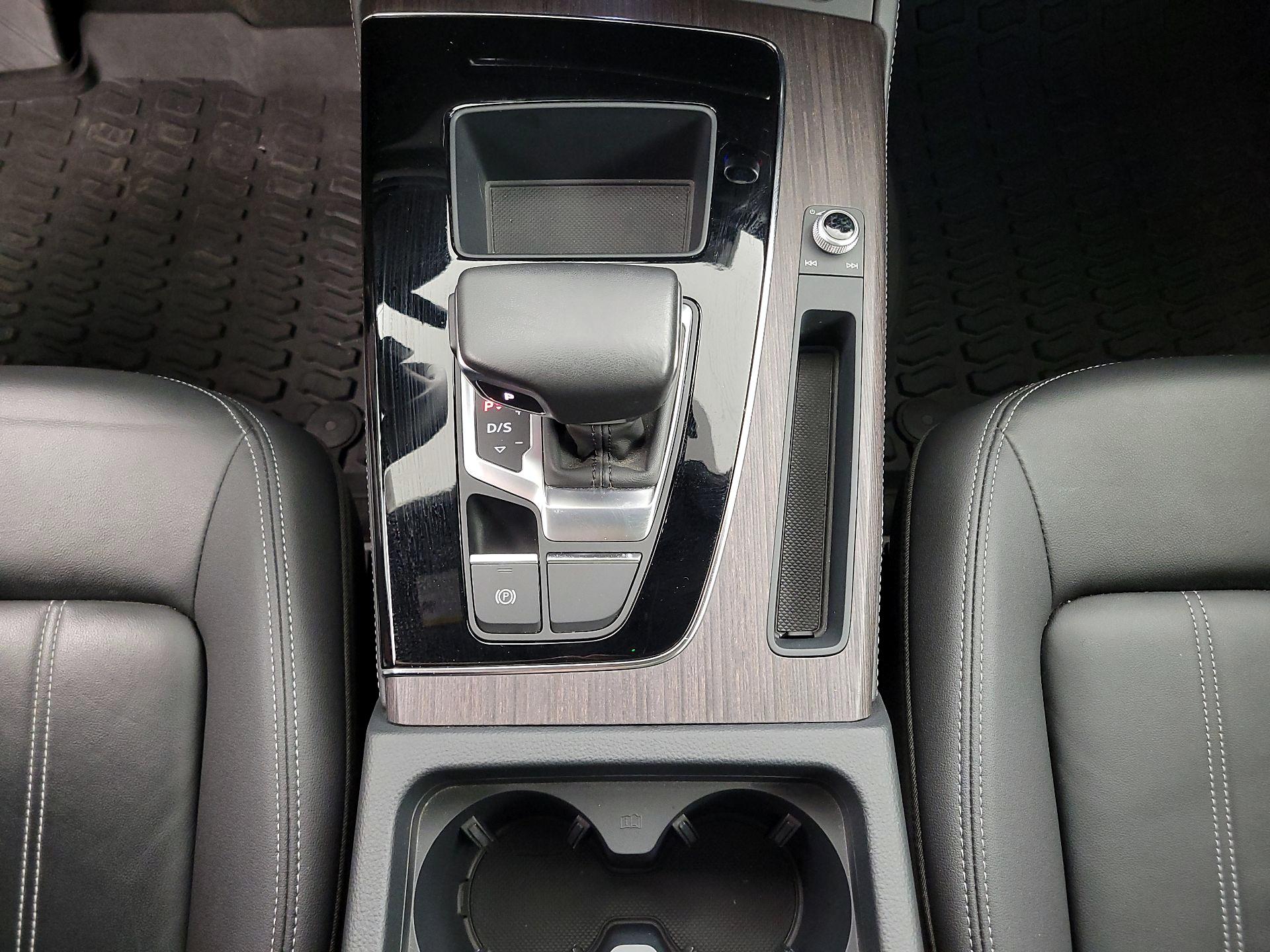 Thumbnail: 2023 Audi Q5 - 18