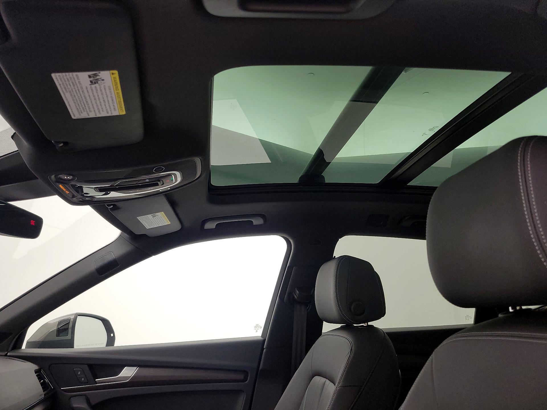 Thumbnail: 2023 Audi Q5 - 20