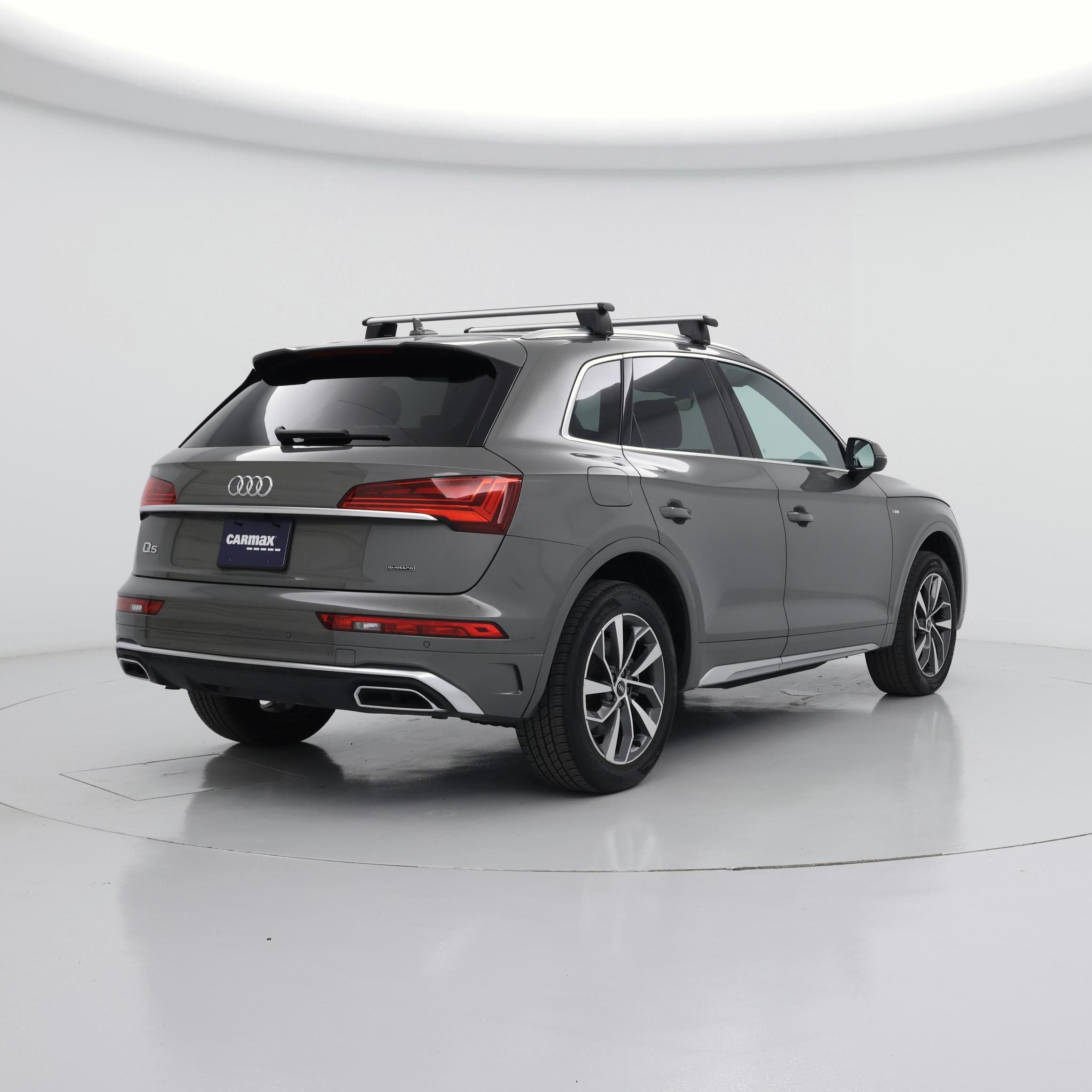 Thumbnail: 2023 Audi Q5 - 8