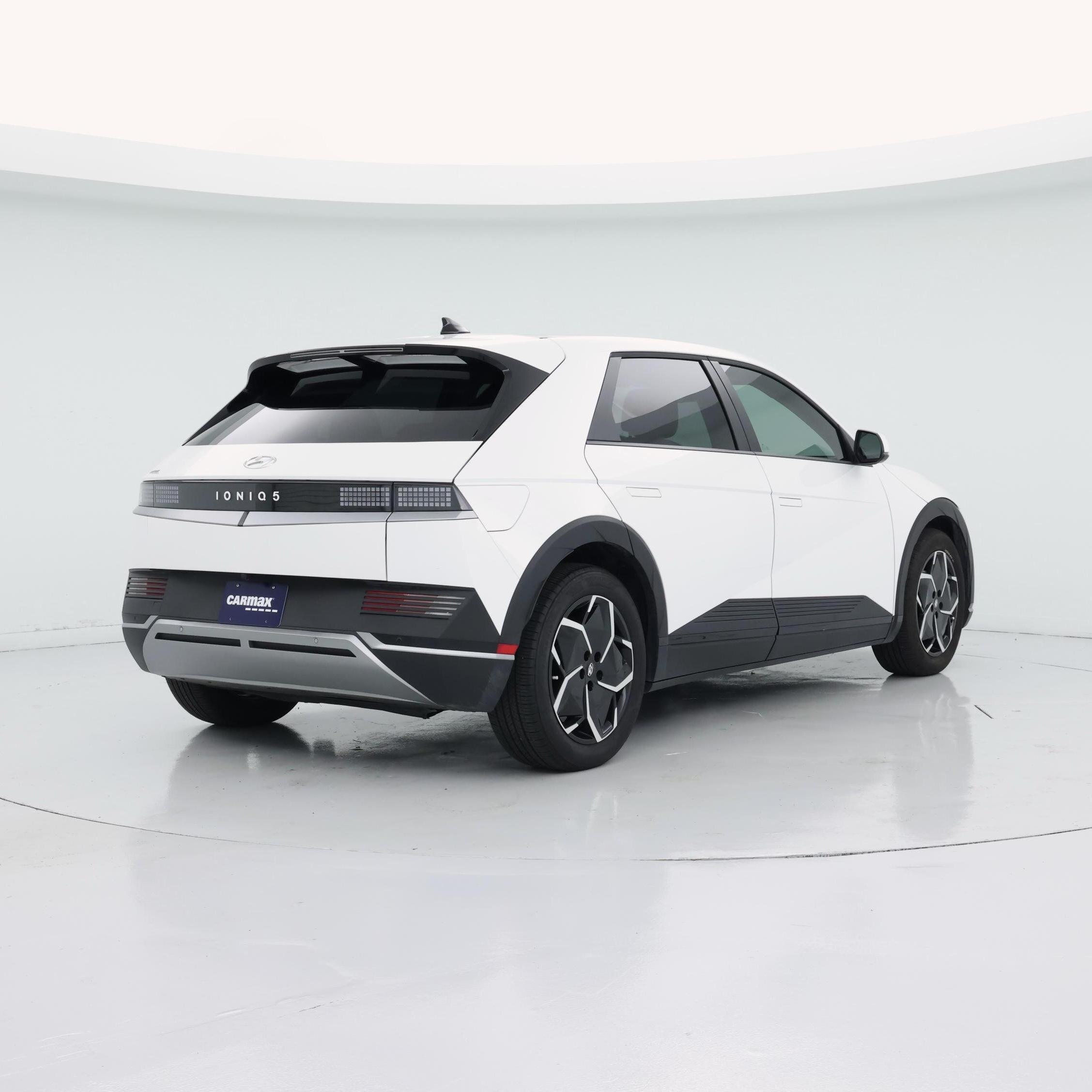 Thumbnail: 2024 Hyundai Ioniq 5 - 8
