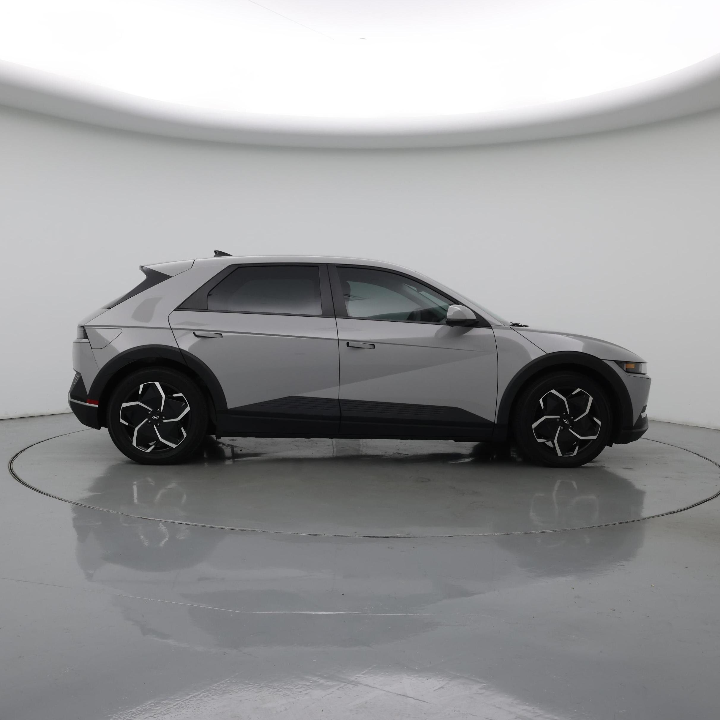 Thumbnail: 2024 Hyundai Ioniq 5 - 7