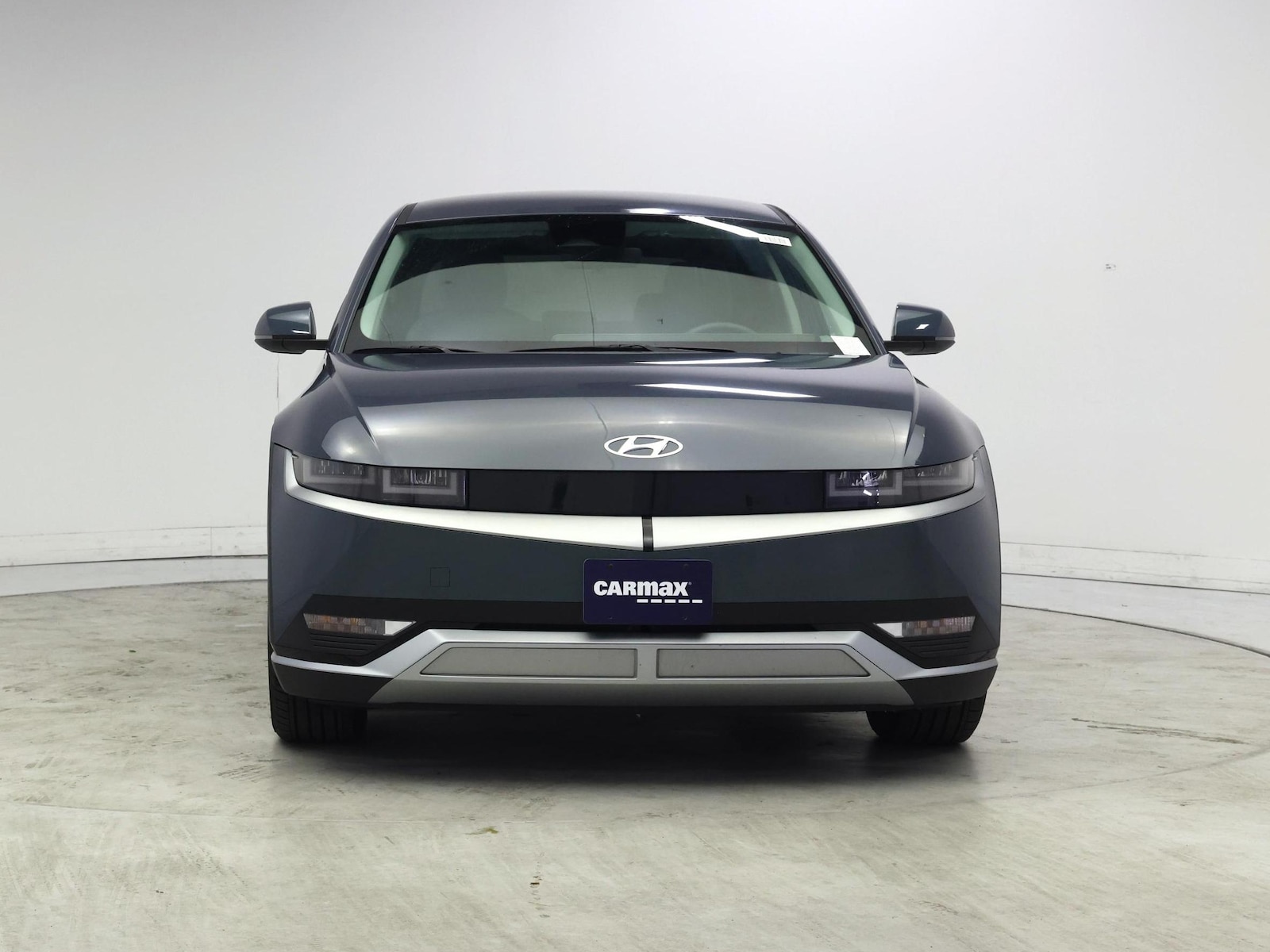 2024 Hyundai IONIQ 5 SE - Photo 6