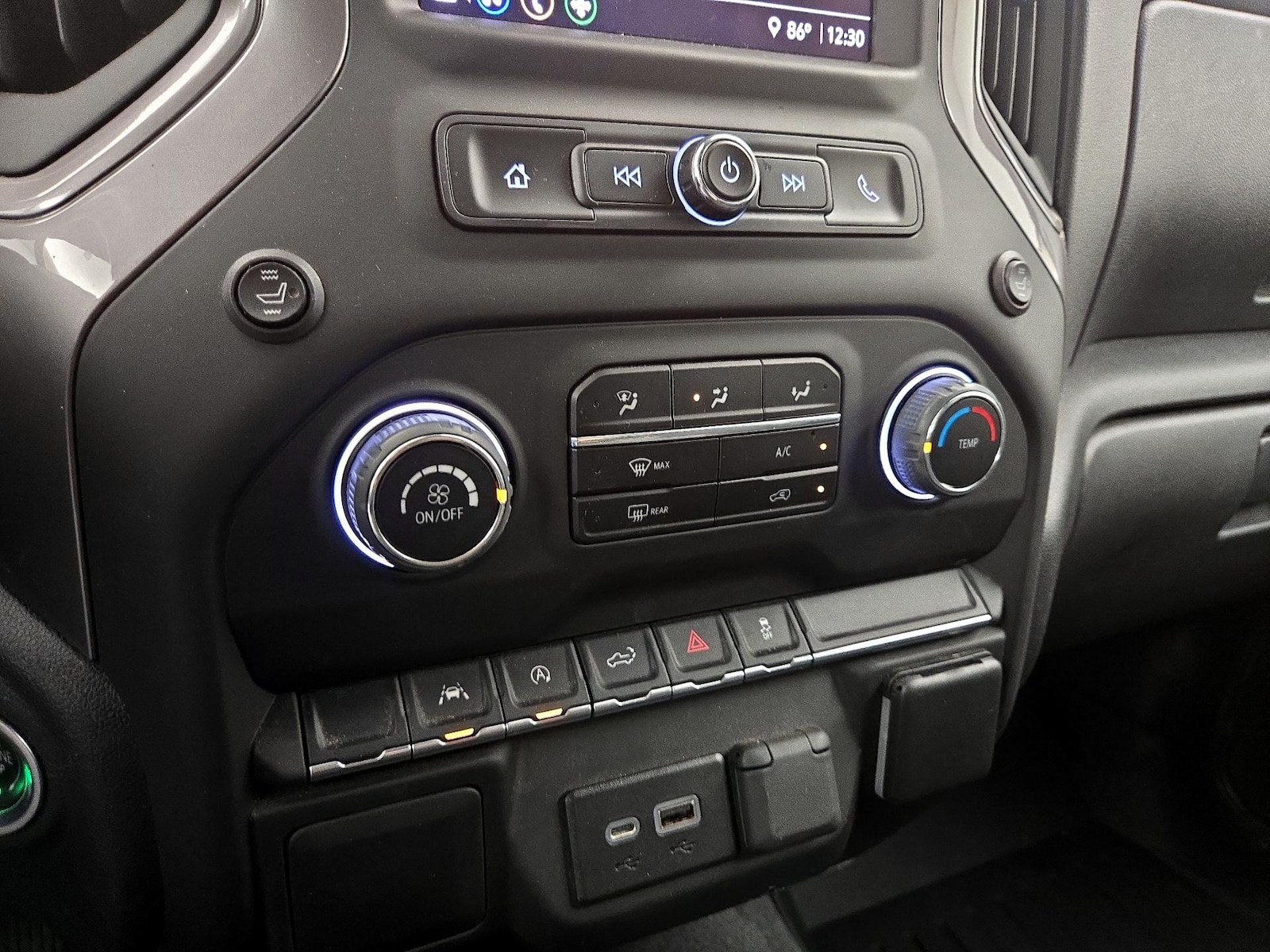 2022 Chevrolet Silverado 1500 Custom - Photo 17