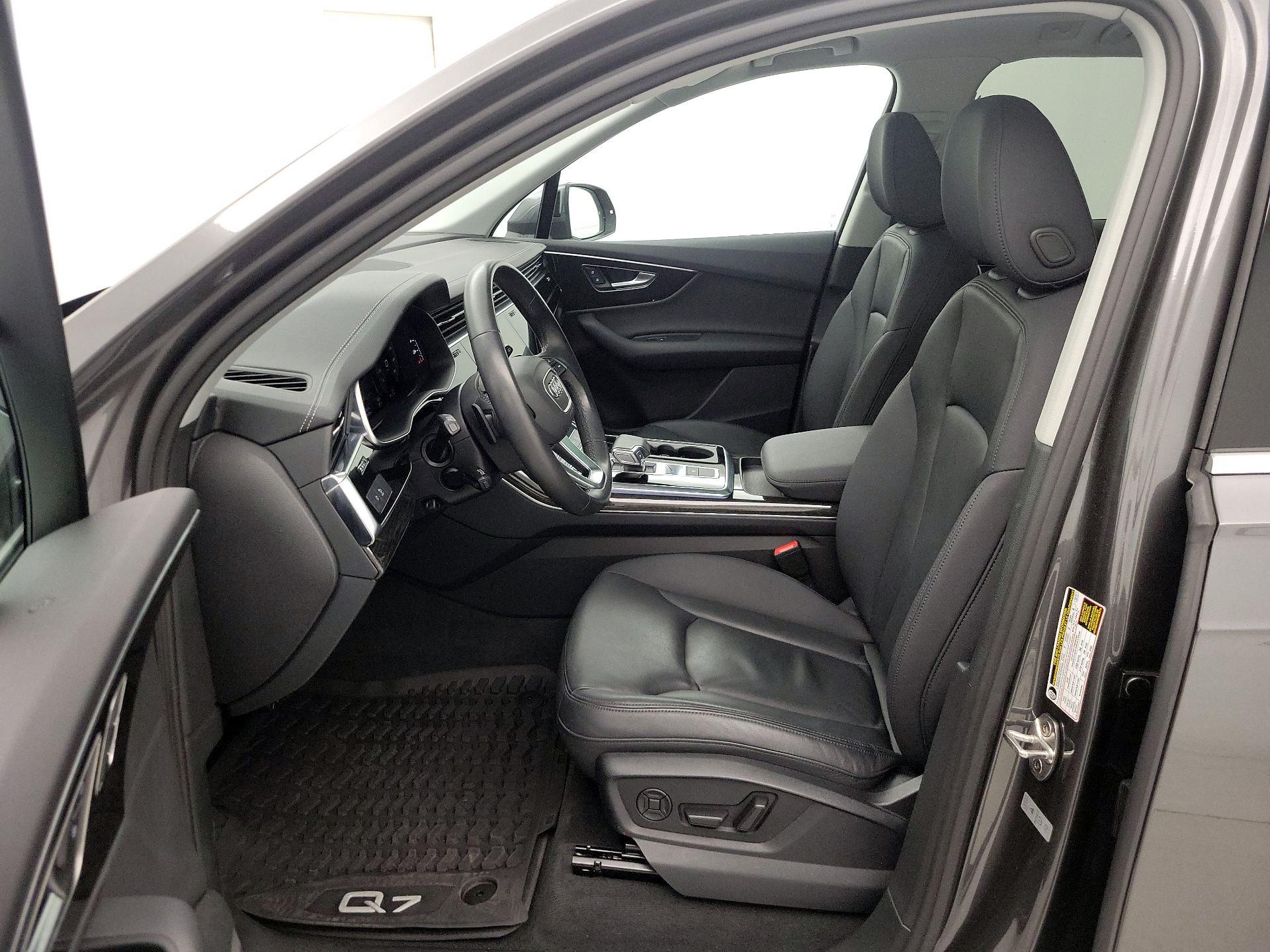 Thumbnail: 2023 Audi Q7 - 11