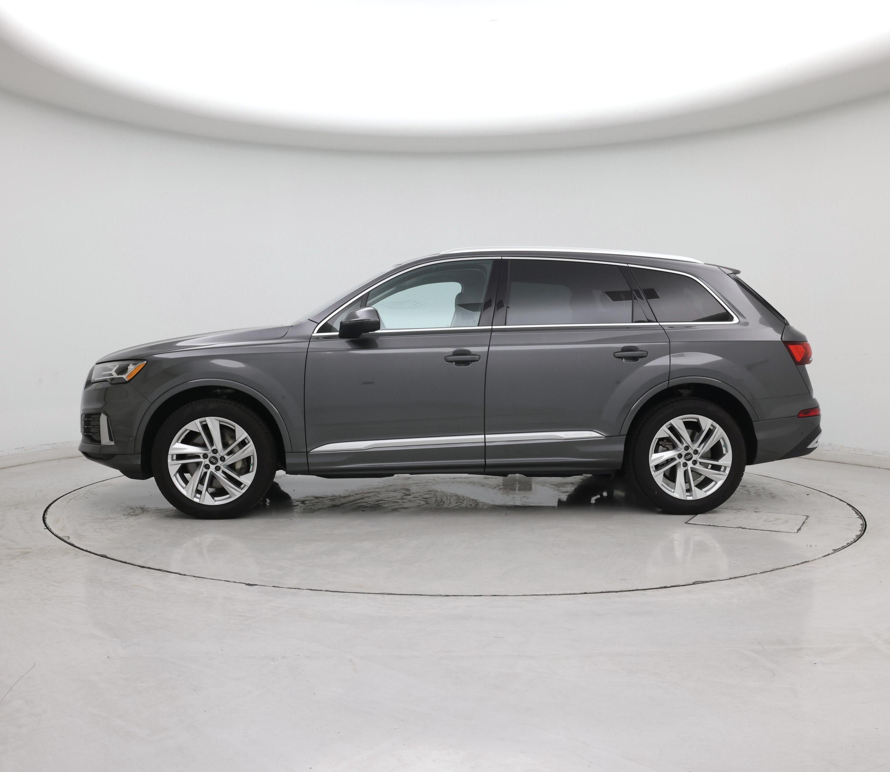 Thumbnail: 2023 Audi Q7 - 3