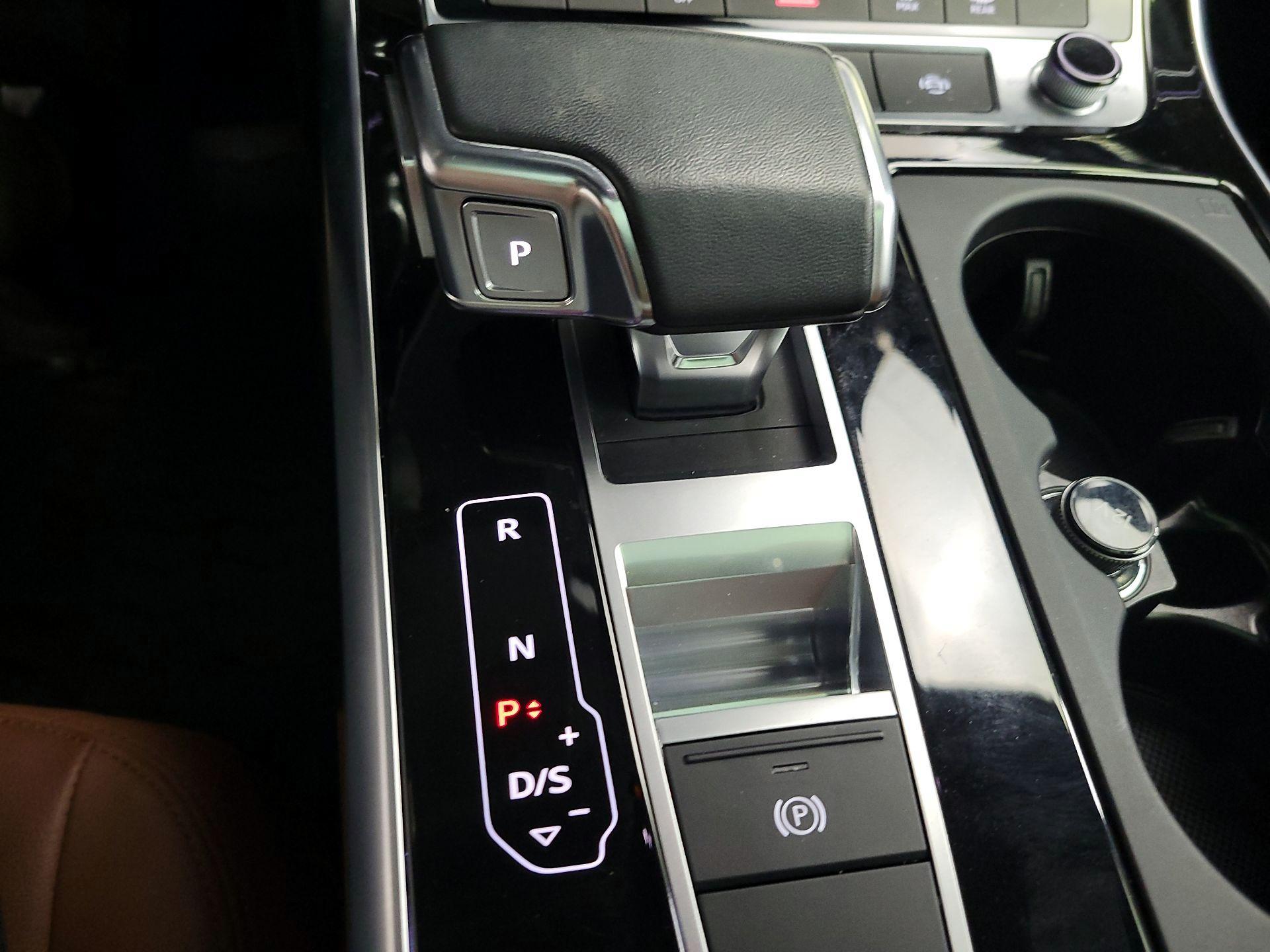 Thumbnail: 2023 Audi Q7 - 18