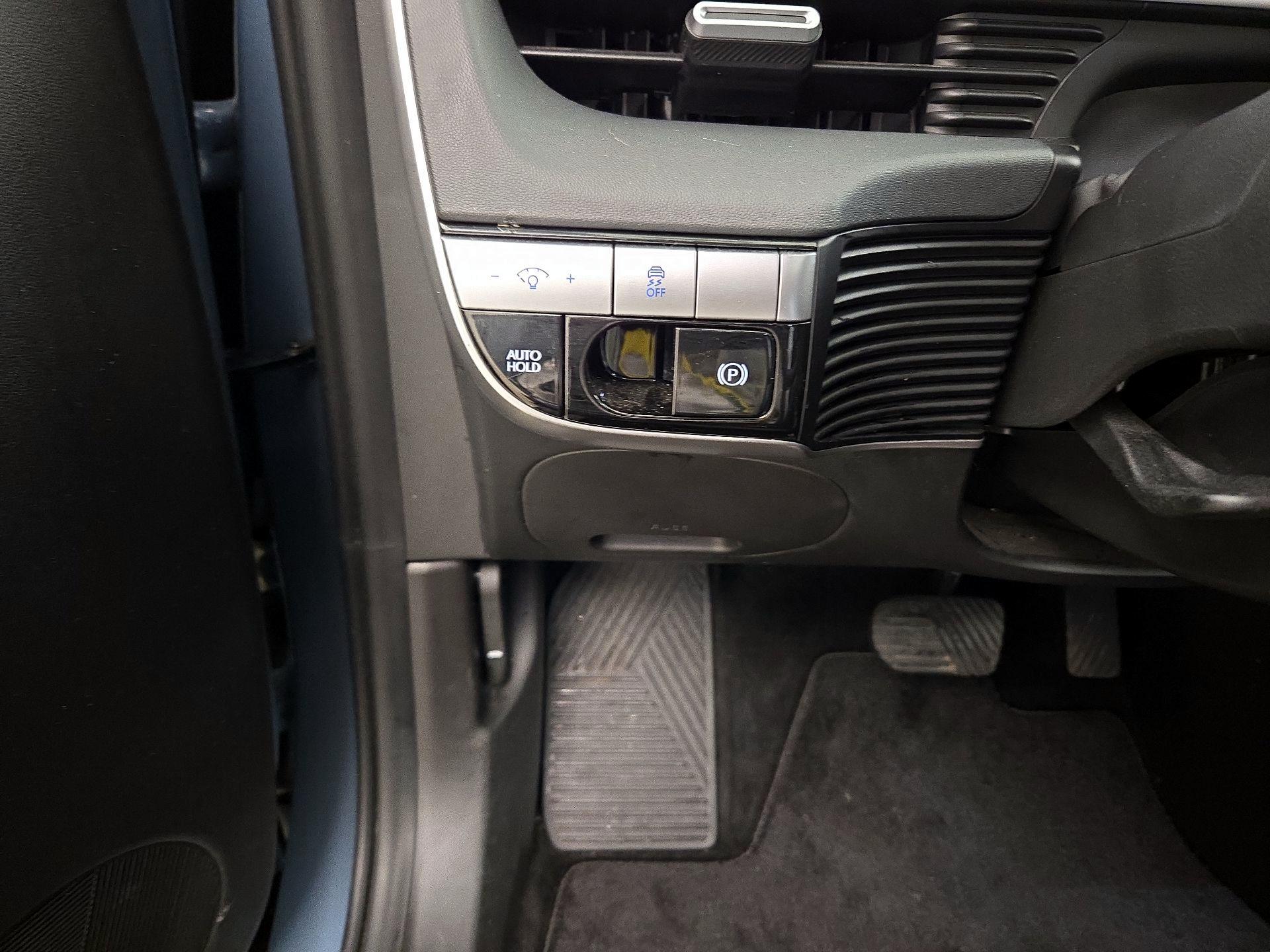 Thumbnail: 2024 Hyundai Ioniq 5 - 13