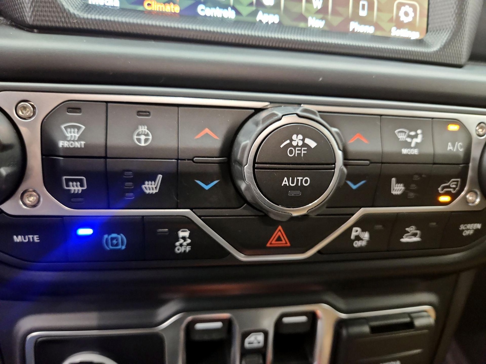 2023 Jeep Wrangler 4xe Sahara 4XE - Photo 18