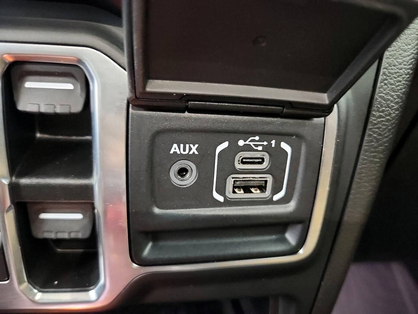 2023 Jeep Wrangler 4xe Sahara 4XE - Photo 20