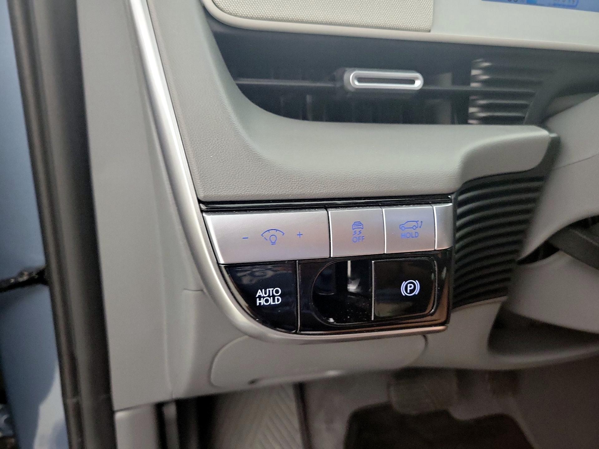 Thumbnail: 2024 Hyundai Ioniq 5 - 13