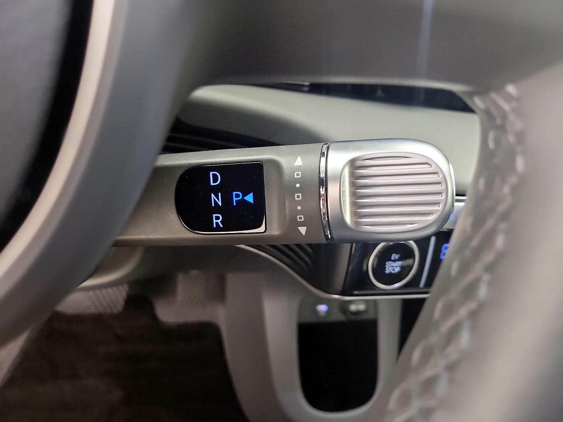 Thumbnail: 2024 Hyundai Ioniq 5 - 17