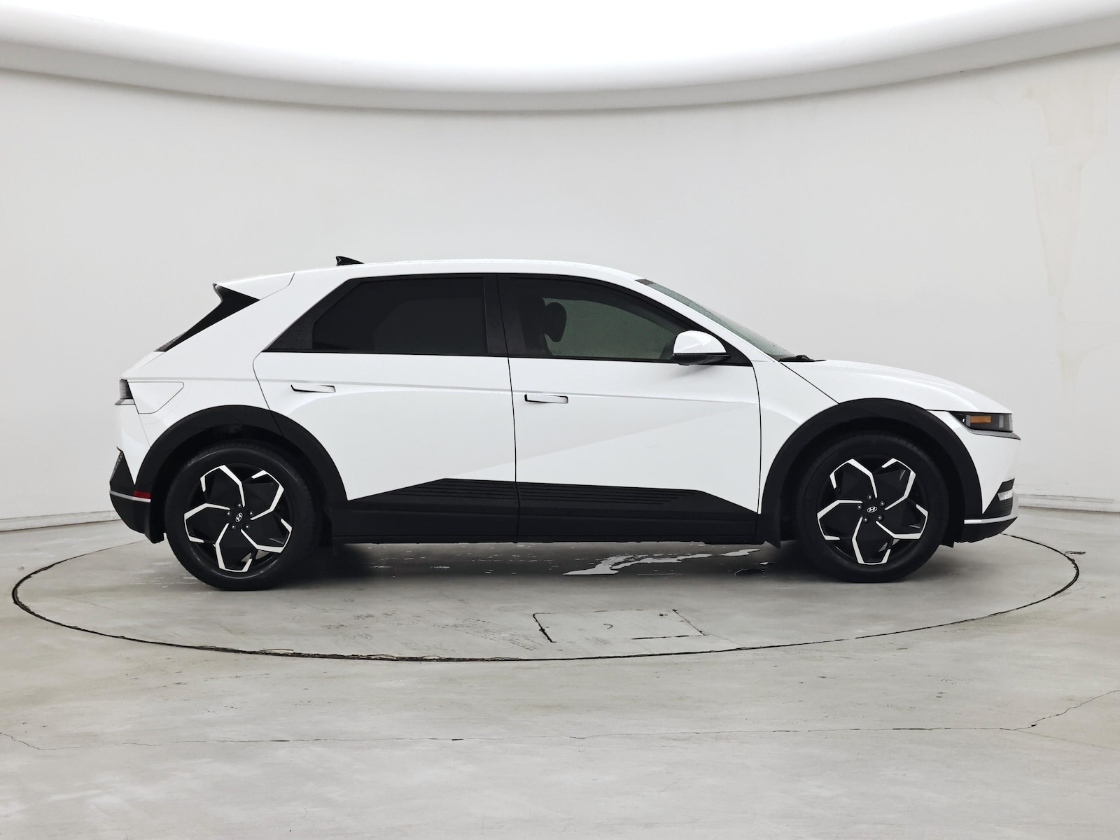 2024 Hyundai IONIQ 5 SEL - Photo 8
