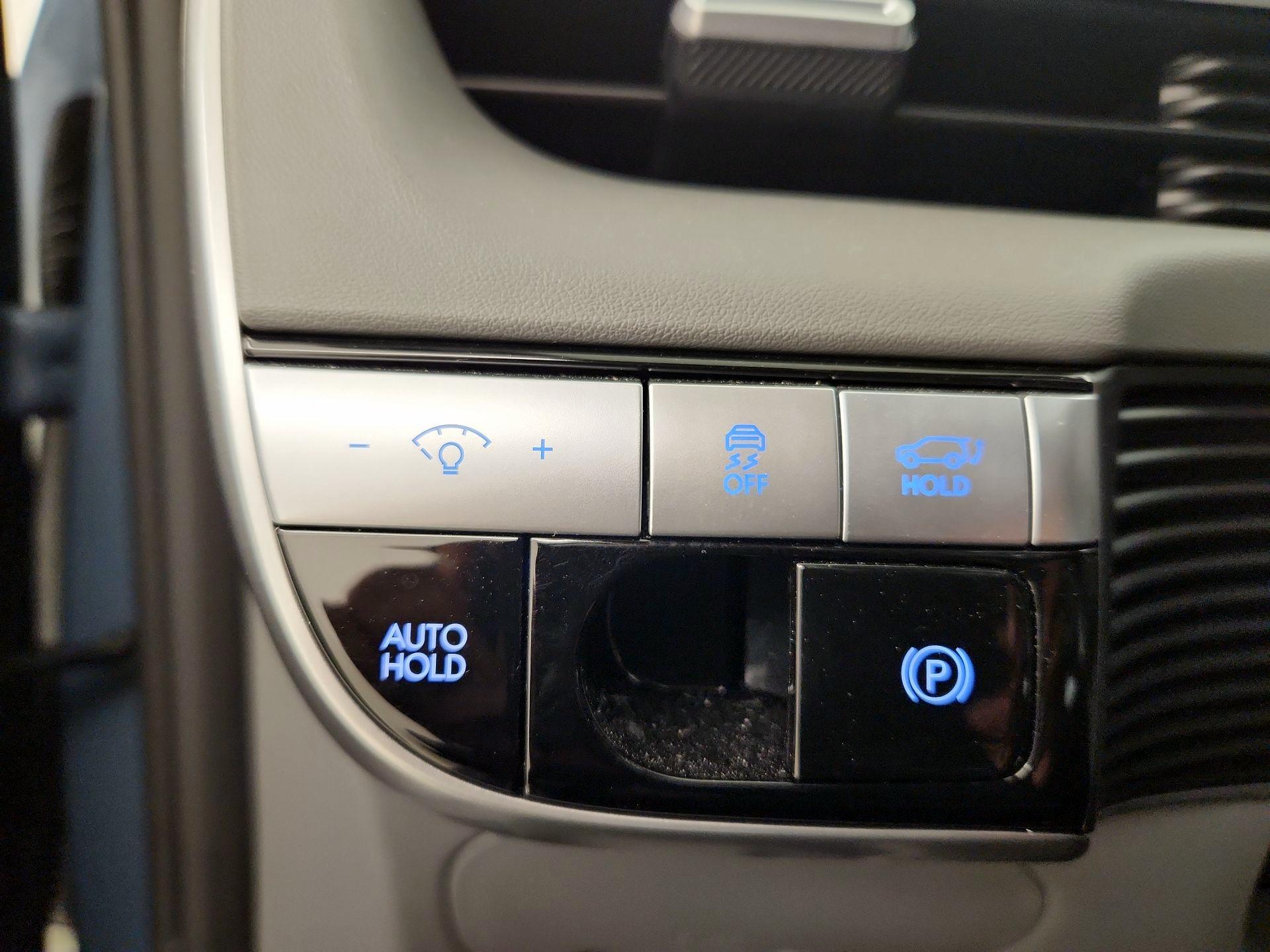 Thumbnail: 2024 Hyundai Ioniq 5 - 13