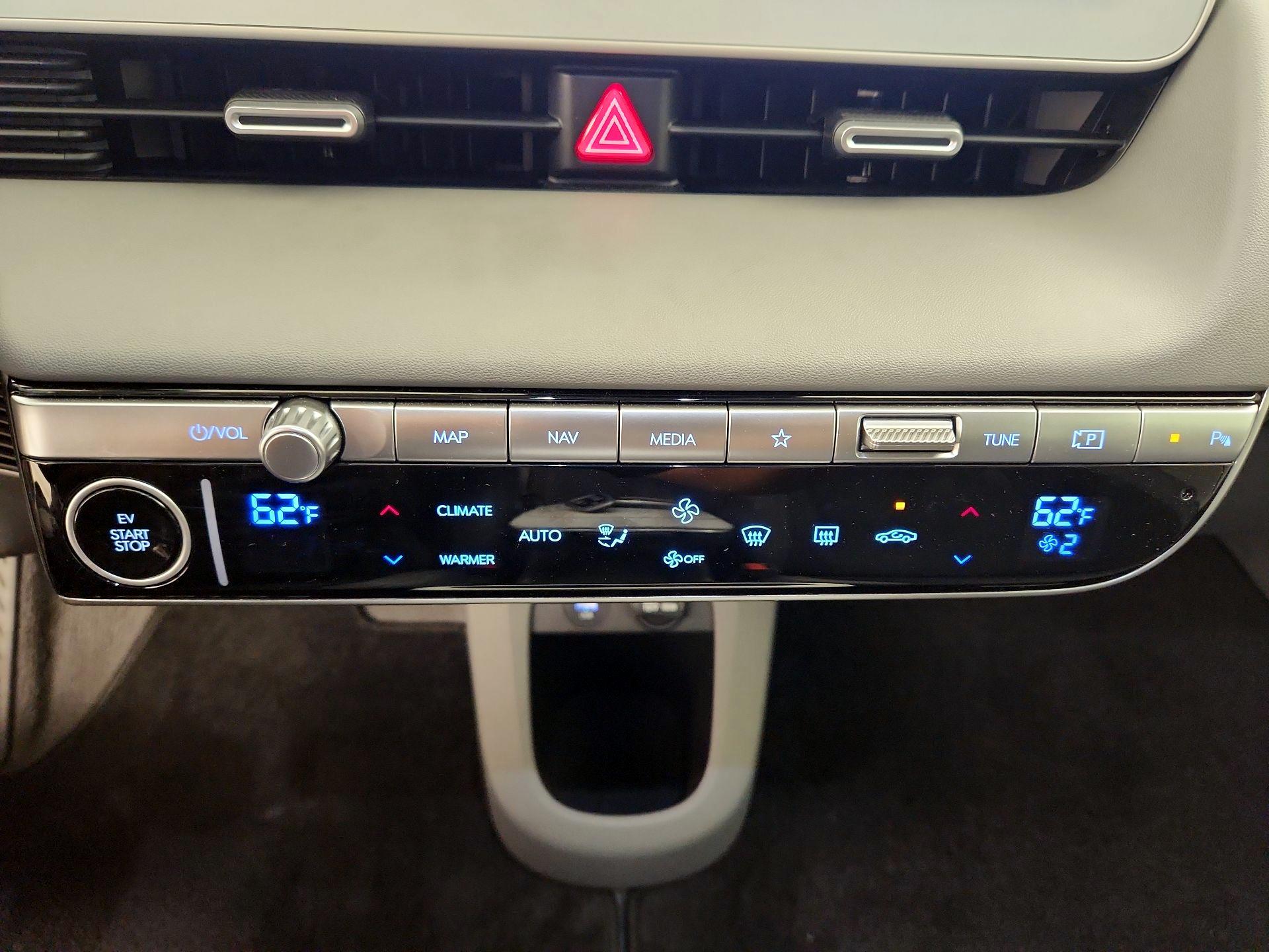 Thumbnail: 2024 Hyundai Ioniq 5 - 17