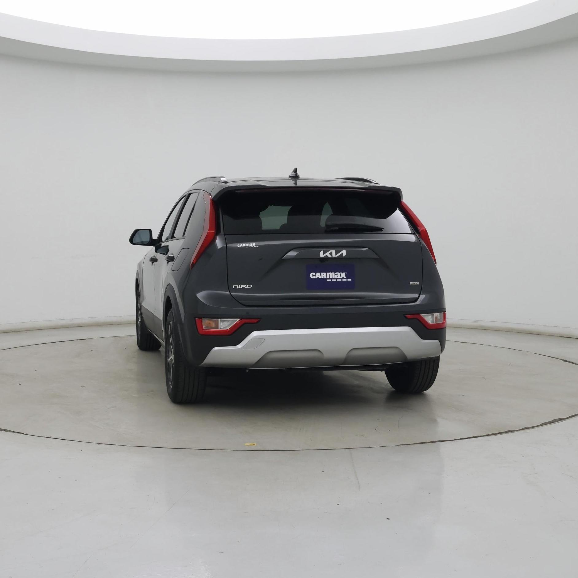 Thumbnail: 2023 Kia Niro - 2
