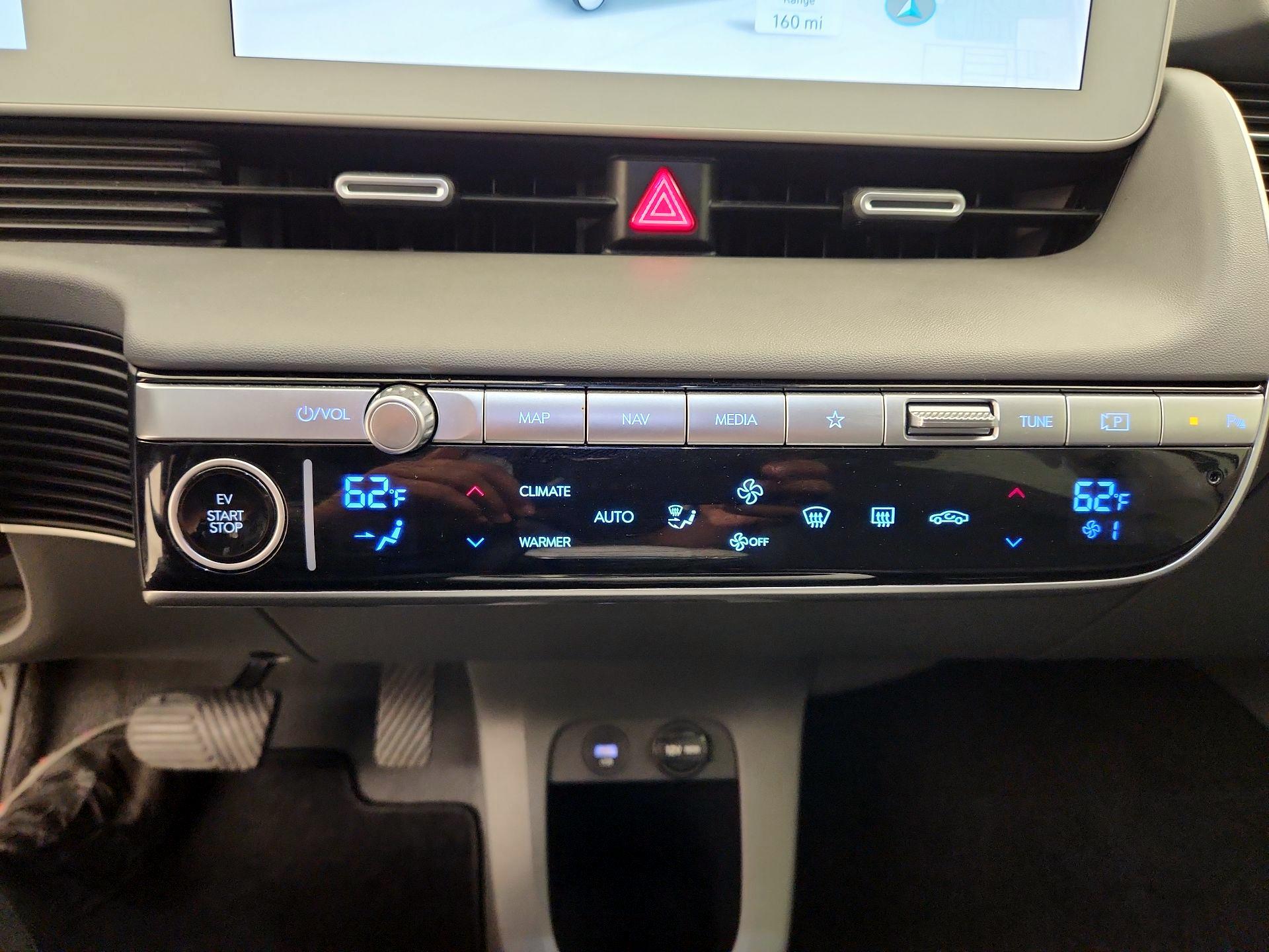 Thumbnail: 2024 Hyundai Ioniq 5 - 17