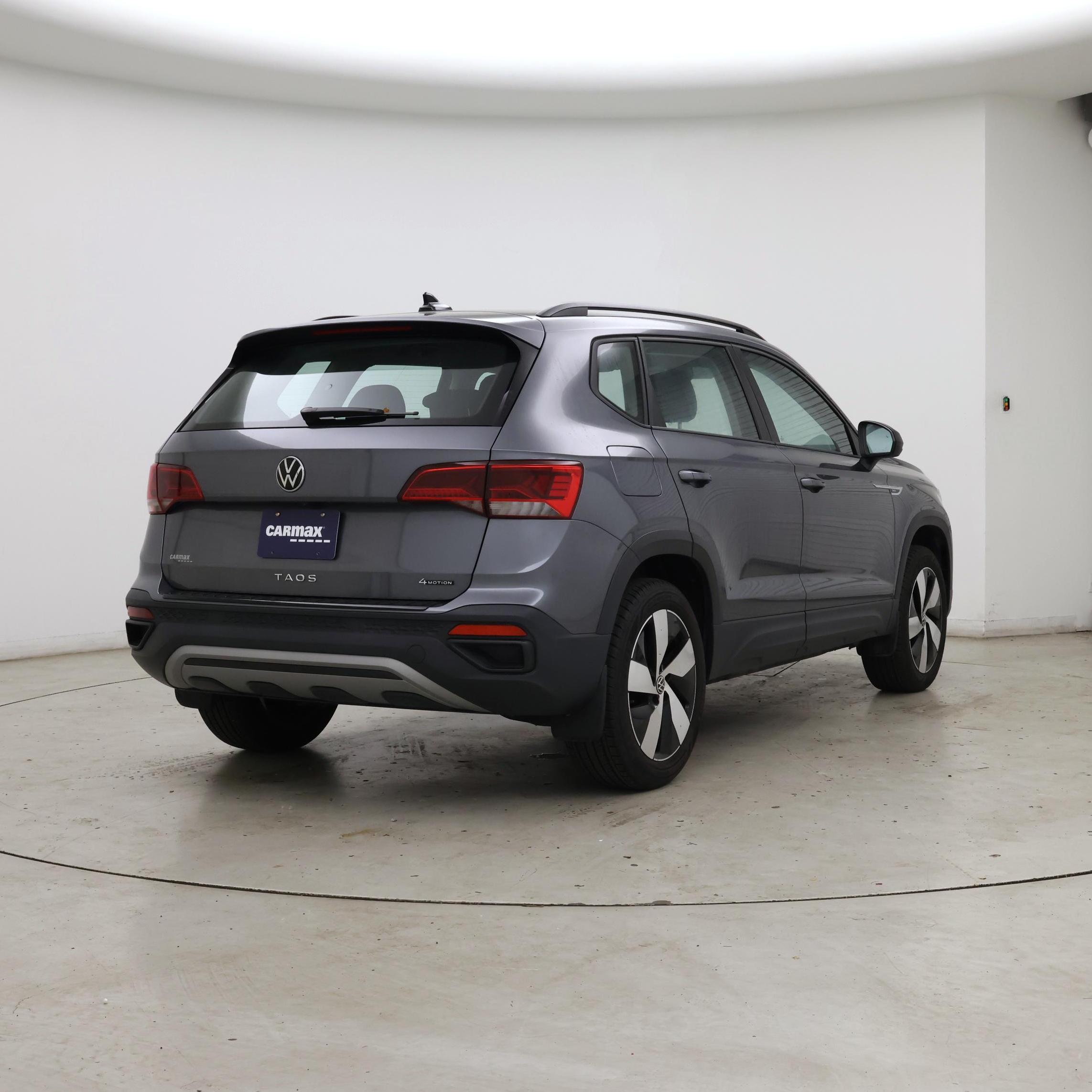 Thumbnail: 2024 Volkswagen Taos - 8