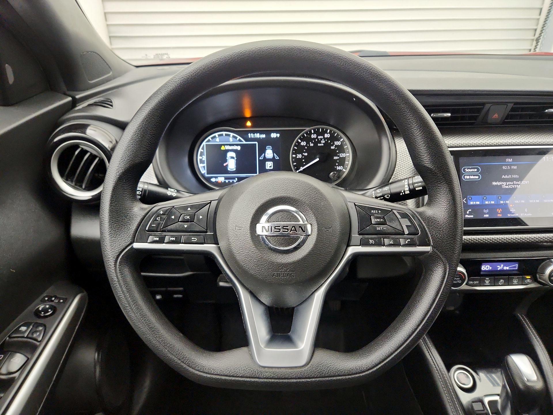 Thumbnail: 2020 Nissan Kicks - 10