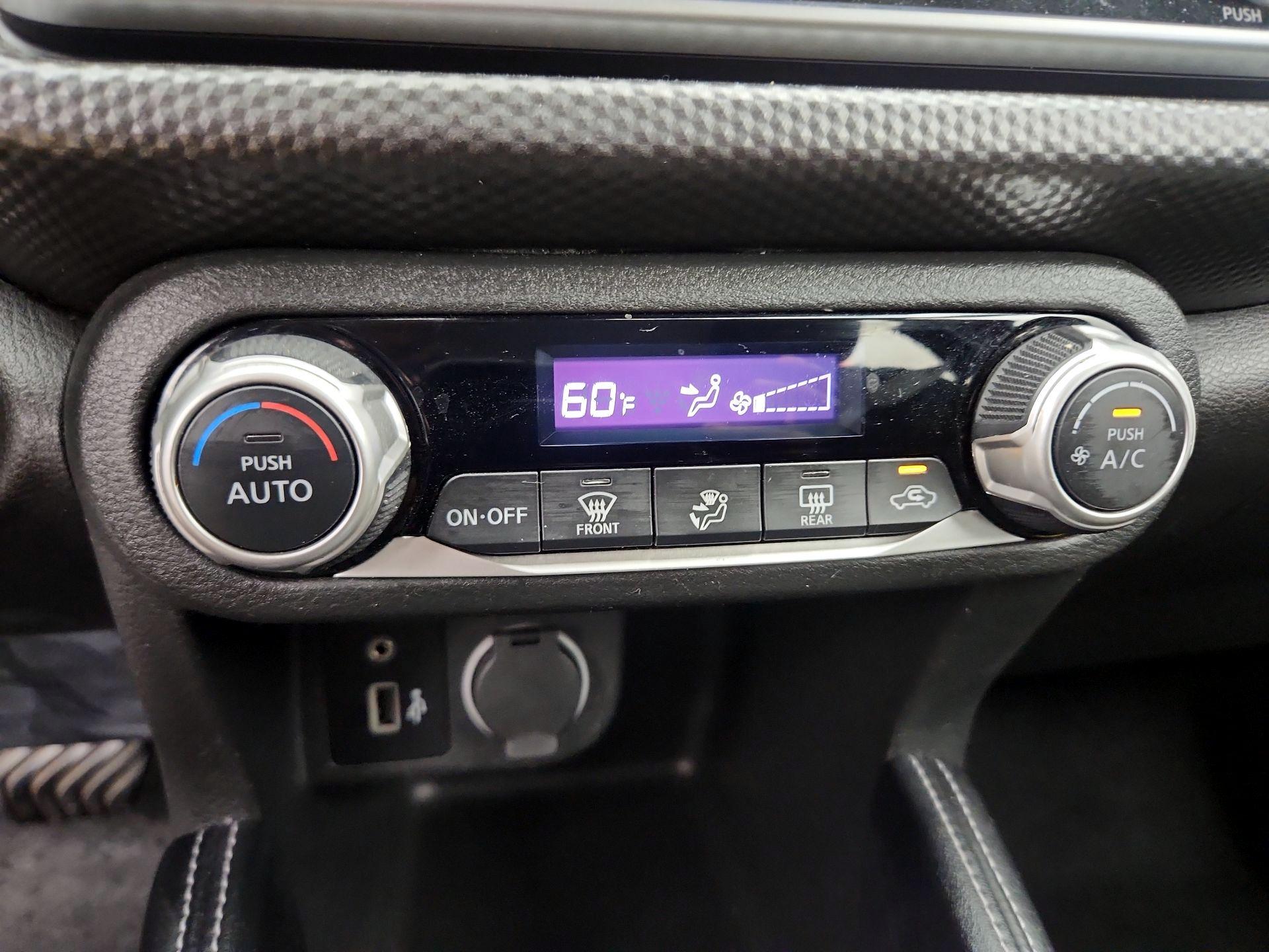 Thumbnail: 2020 Nissan Kicks - 15