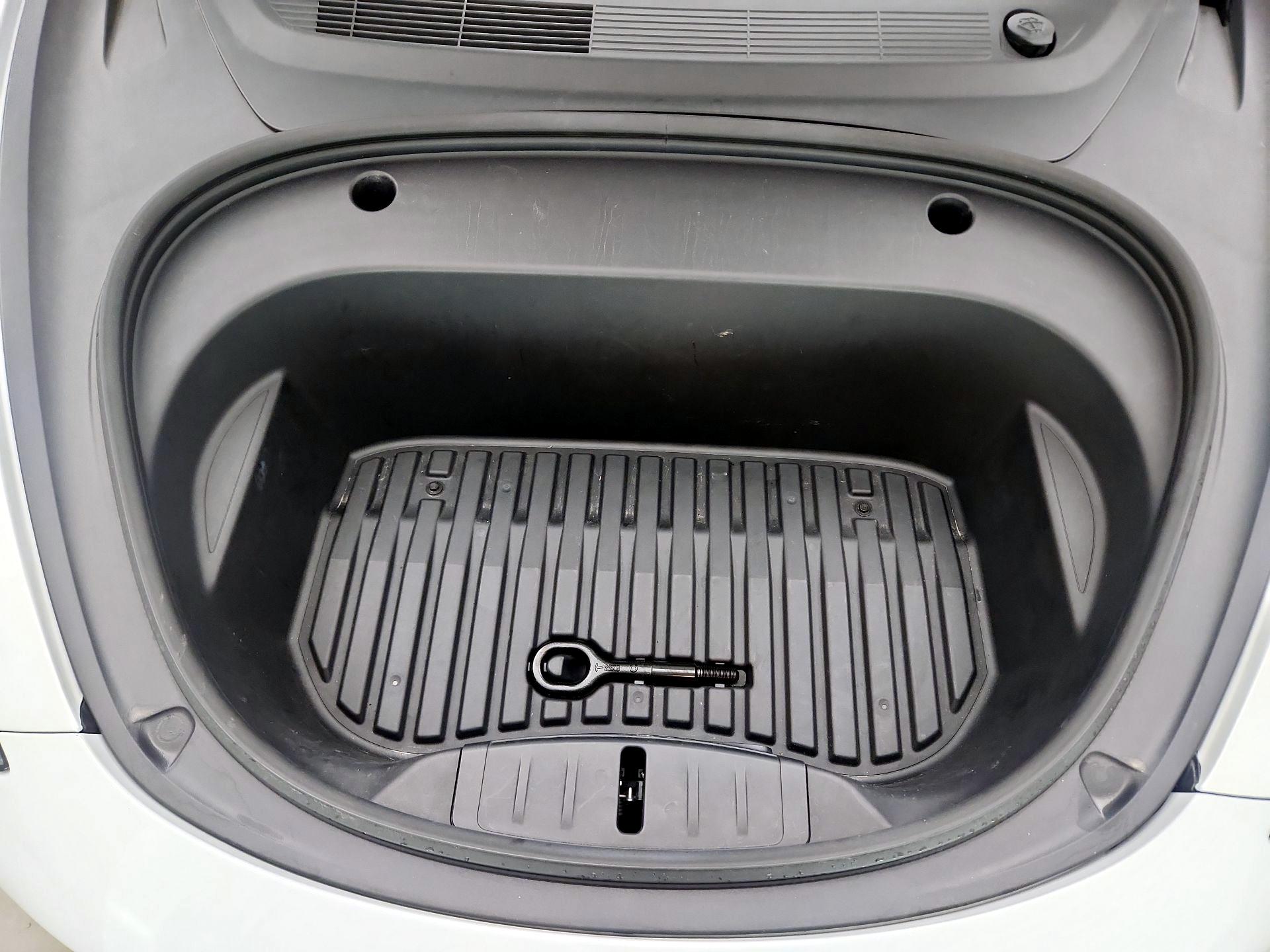Thumbnail: 2023 Tesla Model 3 - 20
