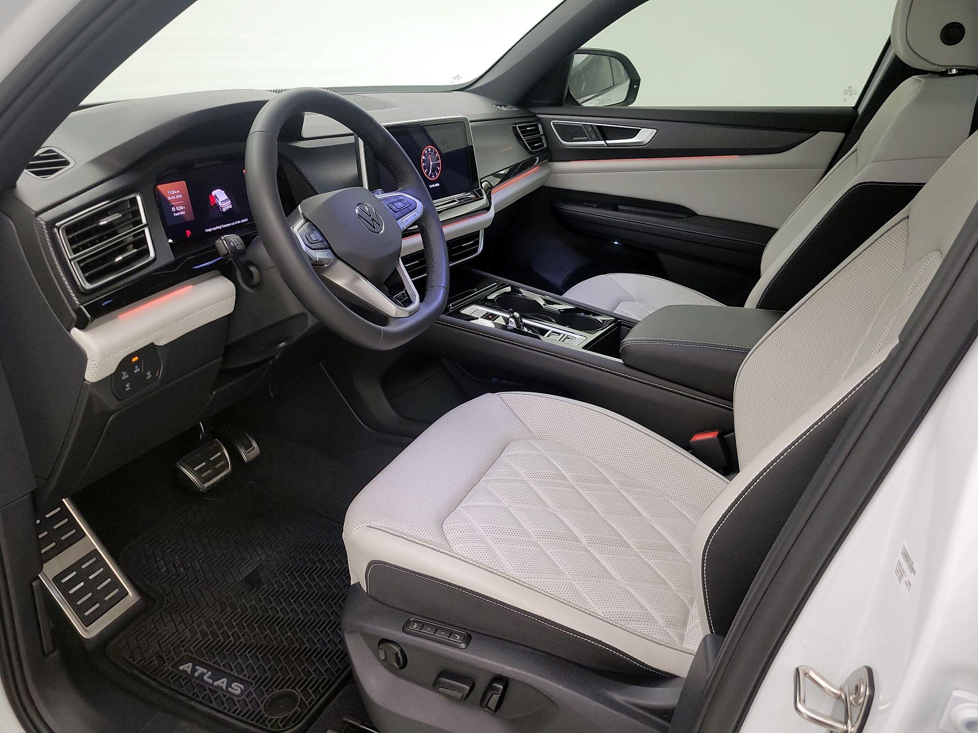 Thumbnail: 2025 Volkswagen Atlas - 11