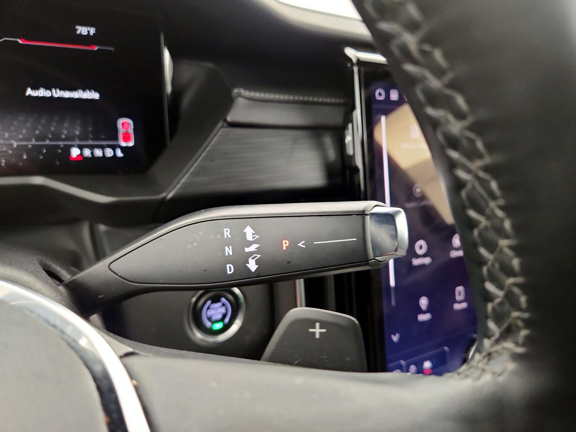 Thumbnail: 2025 GMC Acadia - 17