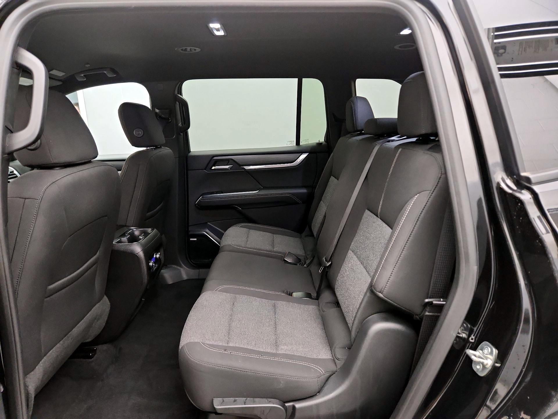 Thumbnail: 2025 GMC Acadia - 19