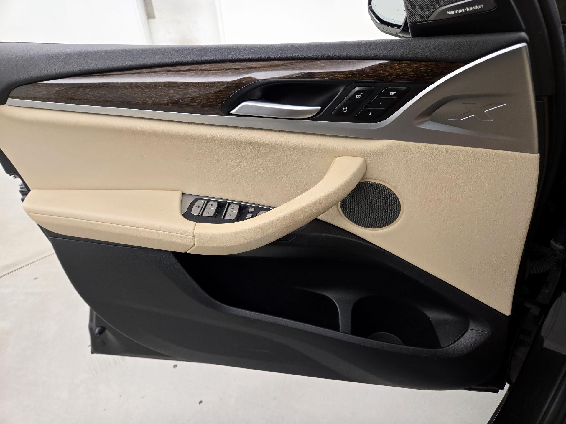 Thumbnail: 2021 BMW X3 - 12