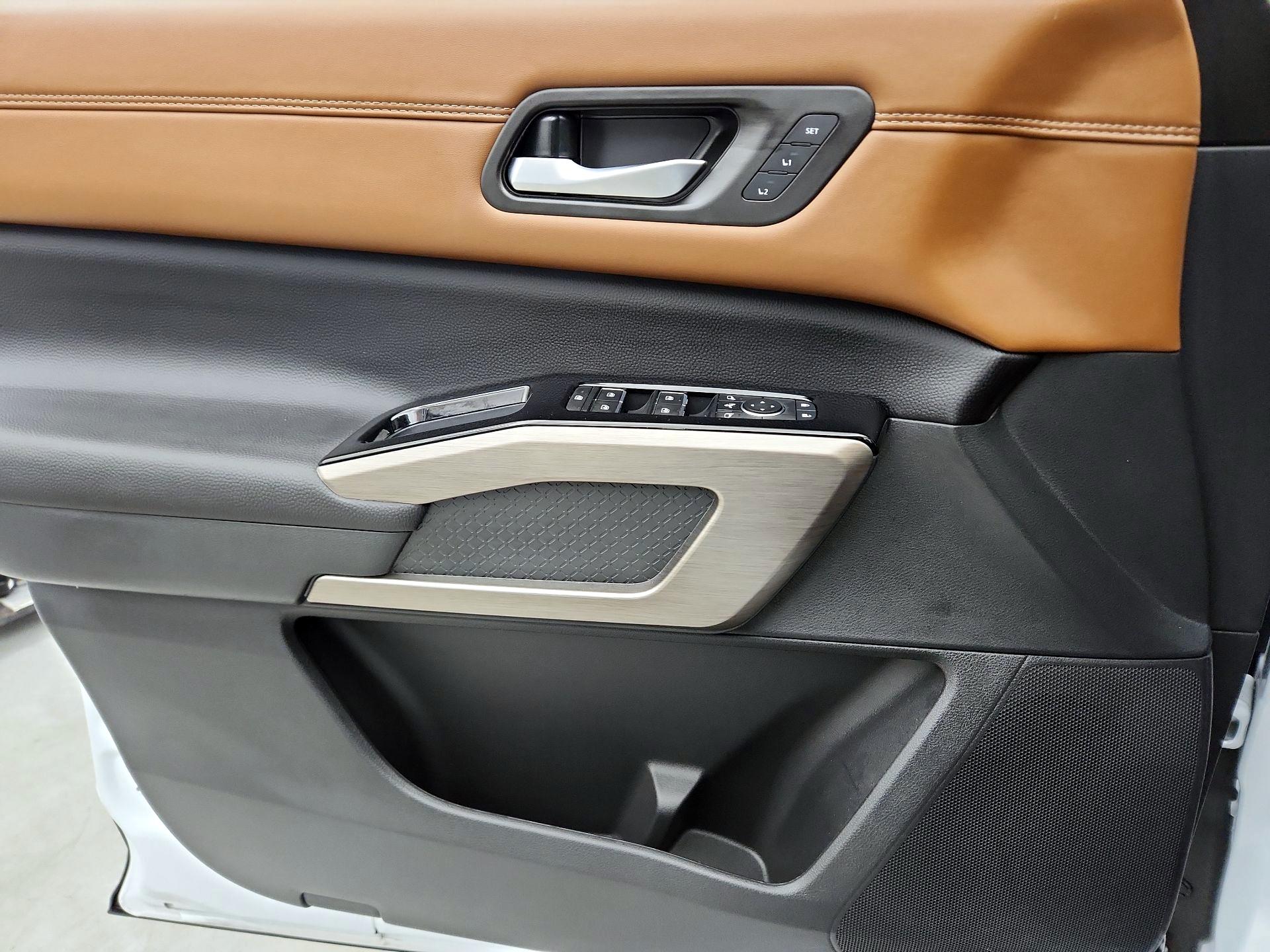 Thumbnail: 2025 Nissan Pathfinder - 12