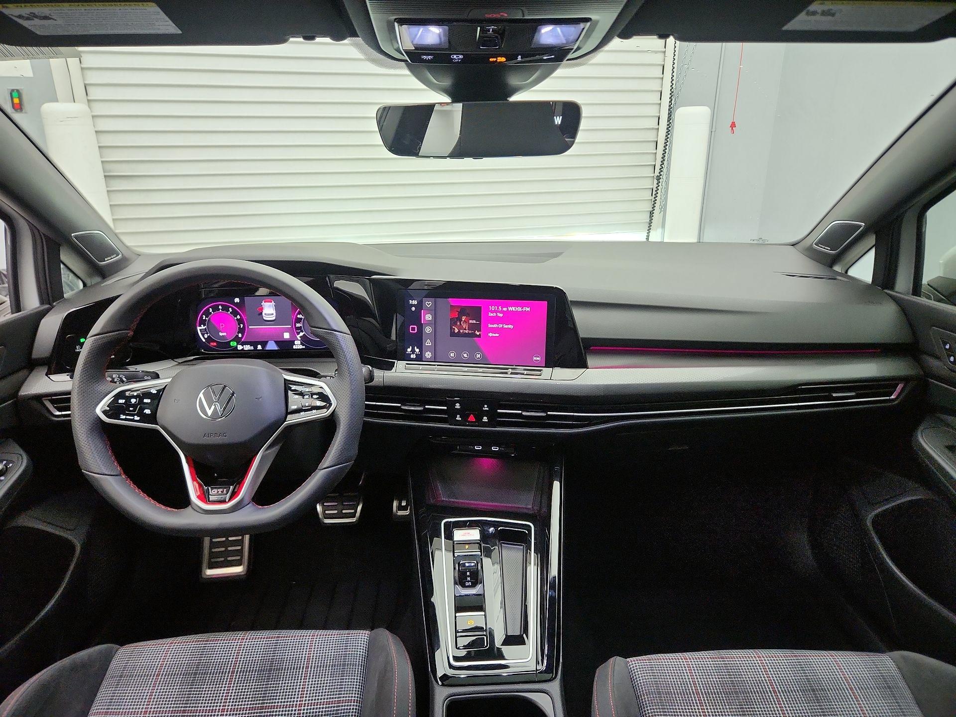 Thumbnail: 2024 Volkswagen Golf - 9