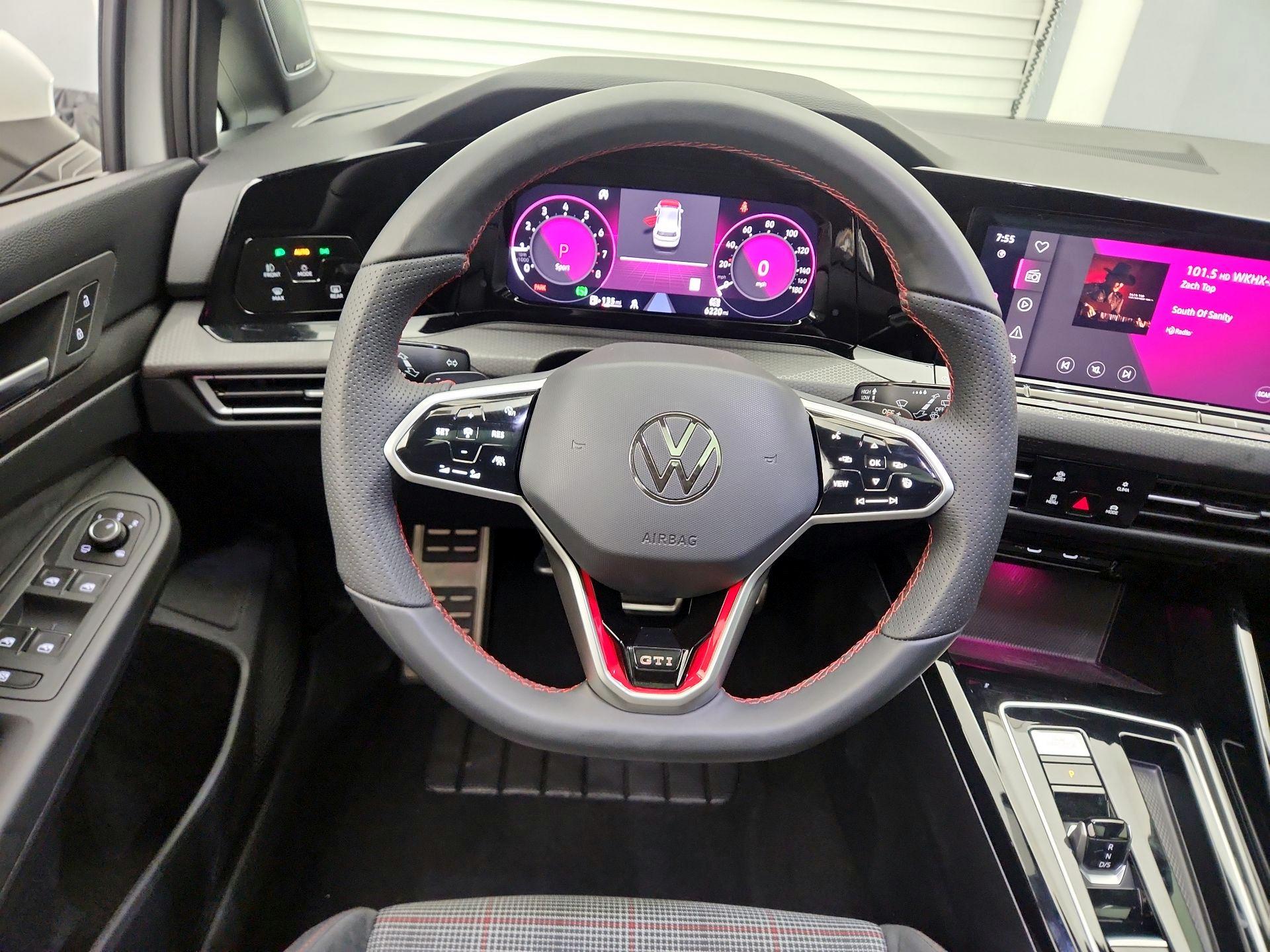 Thumbnail: 2024 Volkswagen Golf - 10