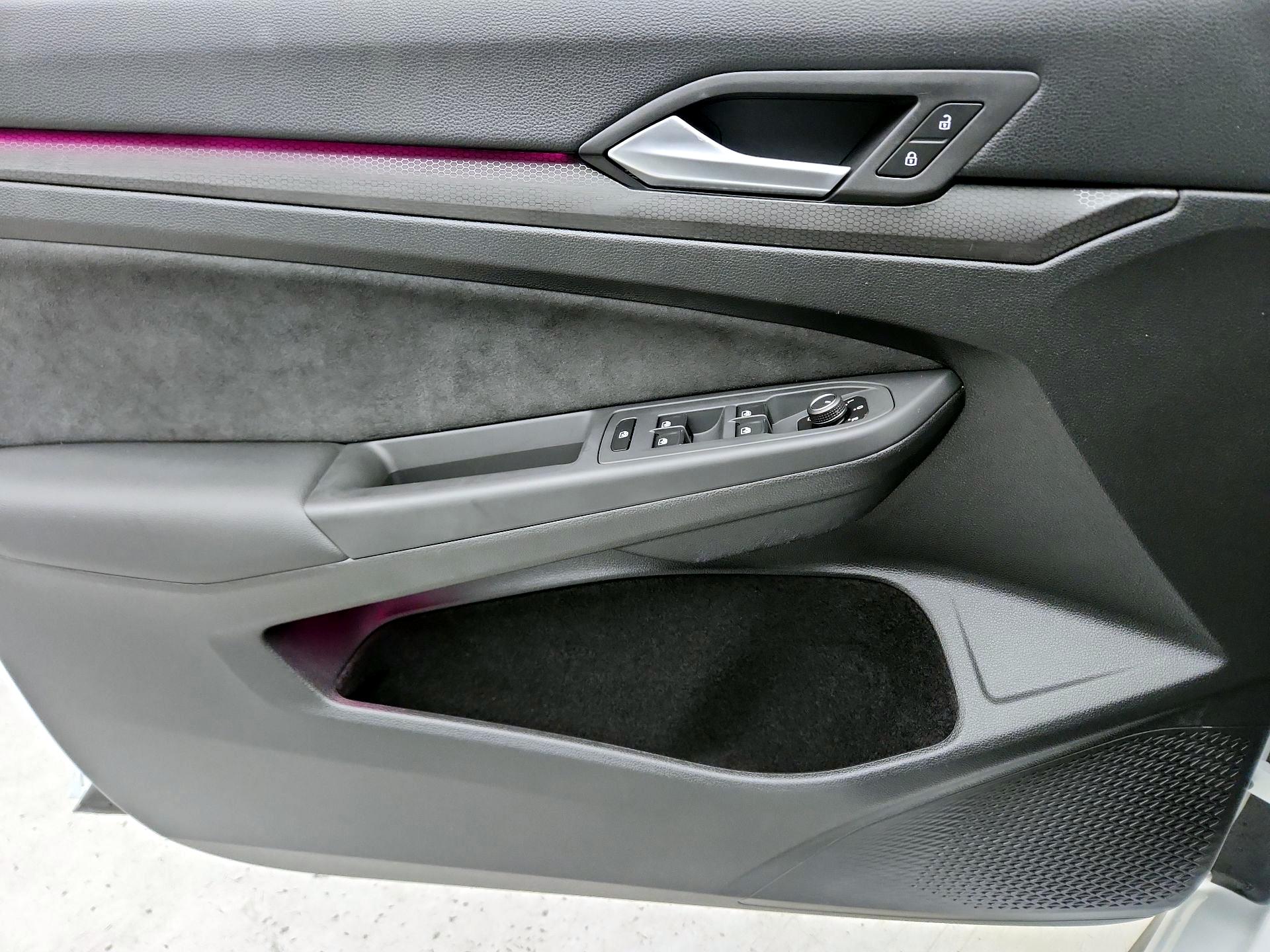Thumbnail: 2024 Volkswagen Golf - 12
