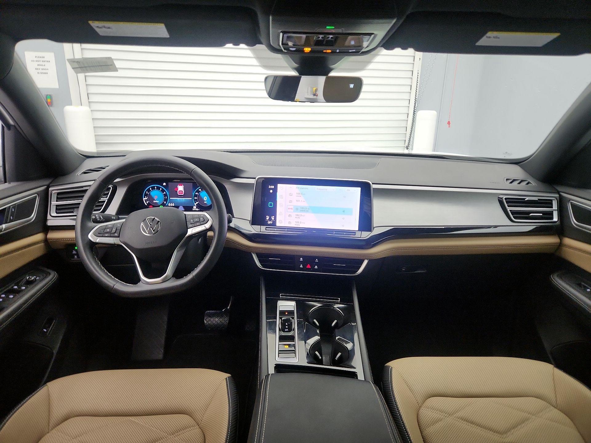 Thumbnail: 2024 Volkswagen Atlas - 9
