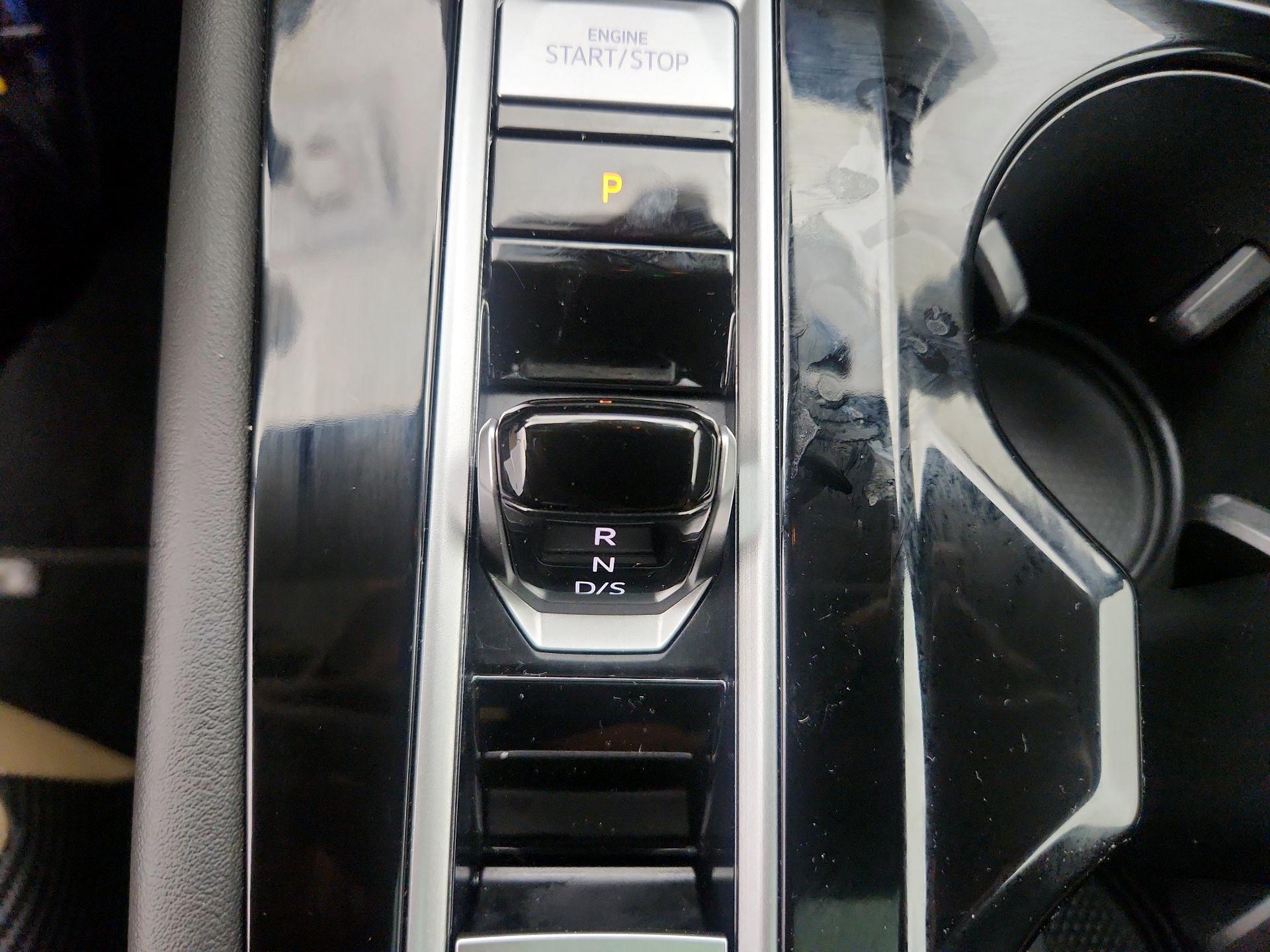 Thumbnail: 2024 Volkswagen Atlas - 17