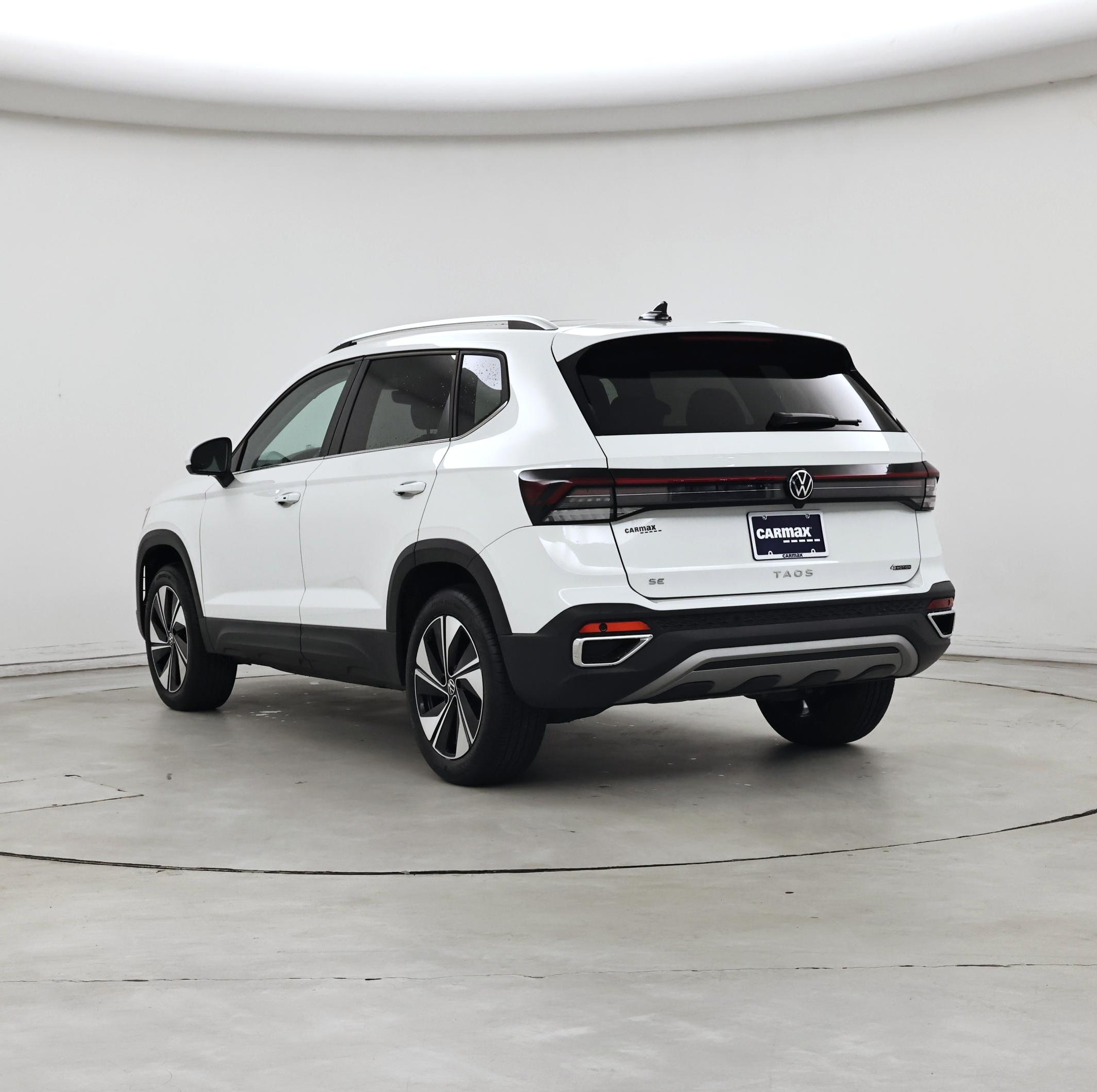 Thumbnail: 2025 Volkswagen Taos - 2