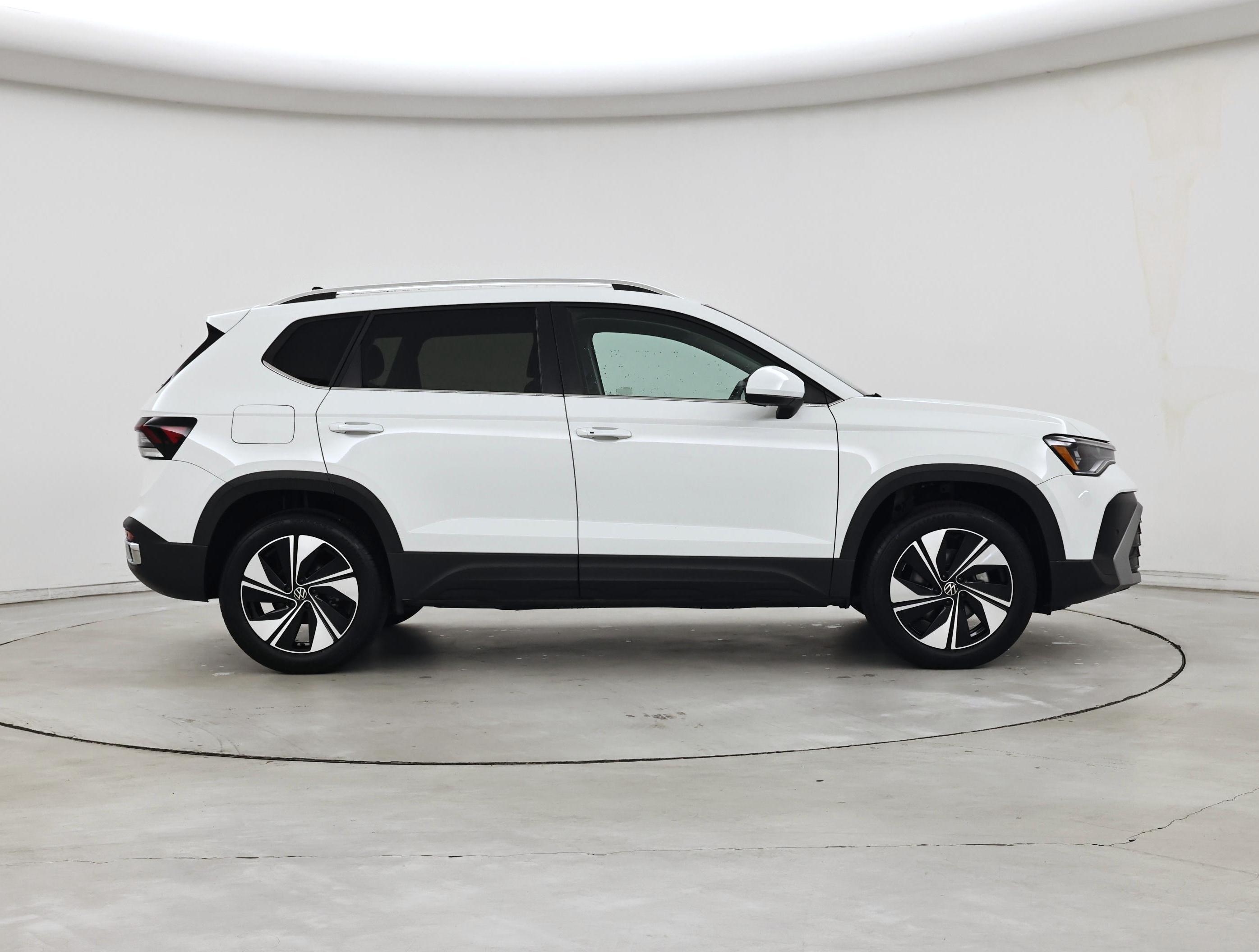 Thumbnail: 2025 Volkswagen Taos - 7