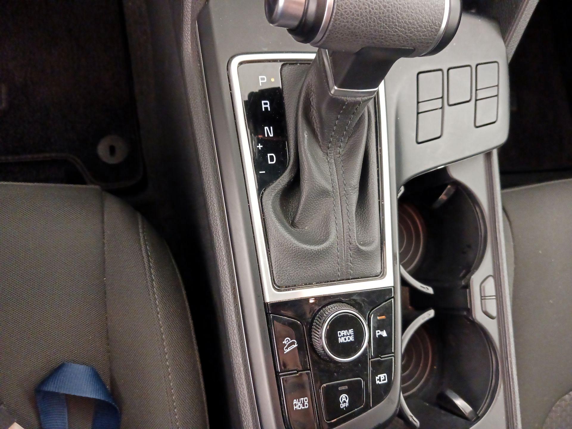 Thumbnail: 2023 Kia Sportage - 17